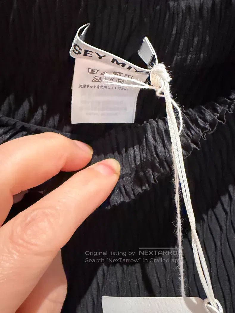 Issey Miyake Issey Miyake Small Fish Scale Skirt Size 25" / US 0 / IT 36 - 3 Thumbnail