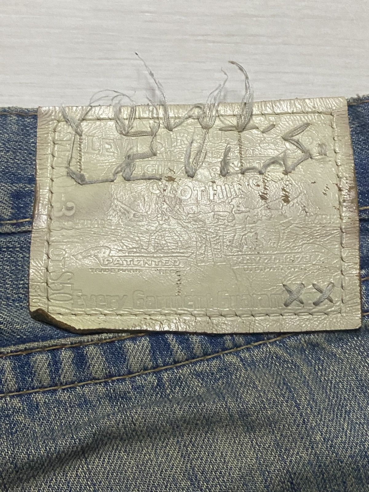 Levi's Vintage Levis Grunge Style Distressed Repair Loose Jeans Size US 32 / EU 48 - 15 Thumbnail