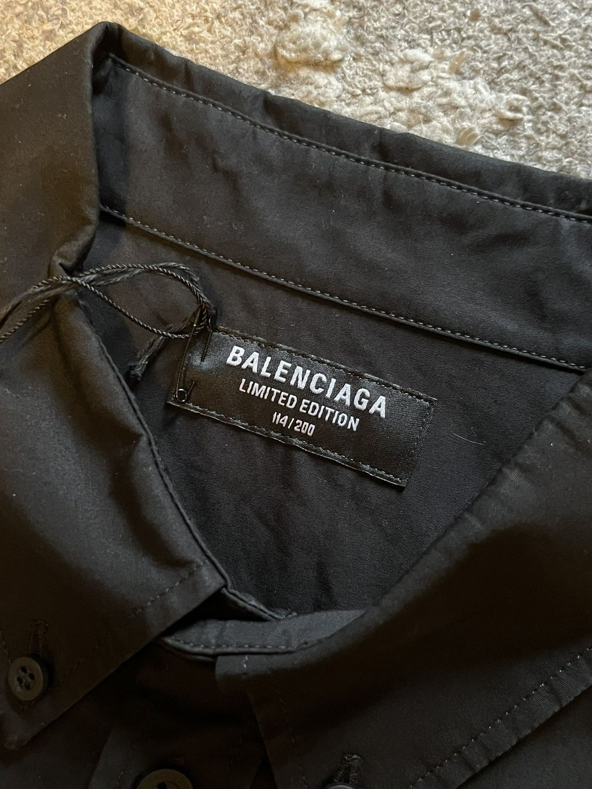 Balenciaga LIMITED Balenciaga x Fortnite 1/200 Button-Up Shirt Size US L / EU 52-54 / 3 - 4 Thumbnail
