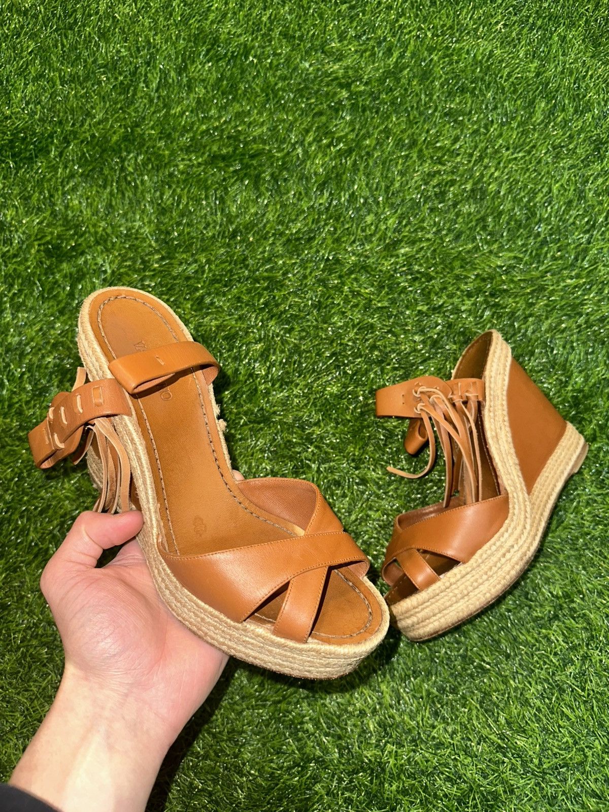 Valentino Valentino tan espadrilles with fringe detail size 40 Size US 10 / IT 40 - 1 Thumbnail