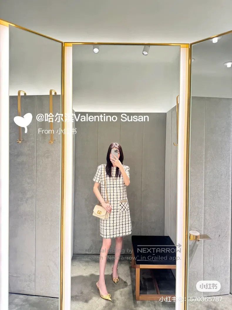 Other Valentino Tweed studded bead dress Size S / US 4 / IT 40 - 9 Thumbnail