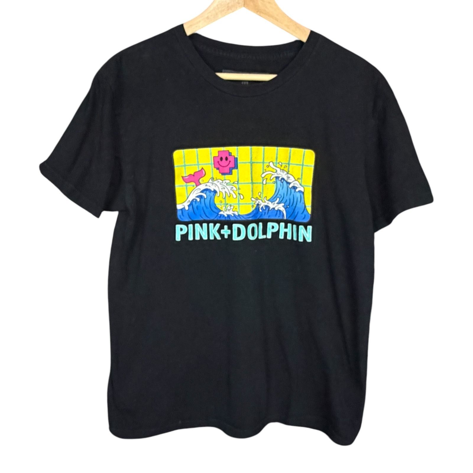 Pink Dolphin Pink Dolphin Mens M Kris Kaliakin Waves Ocean Black T-Shirt Size US M / EU 48-50 / 2 - 6 Thumbnail