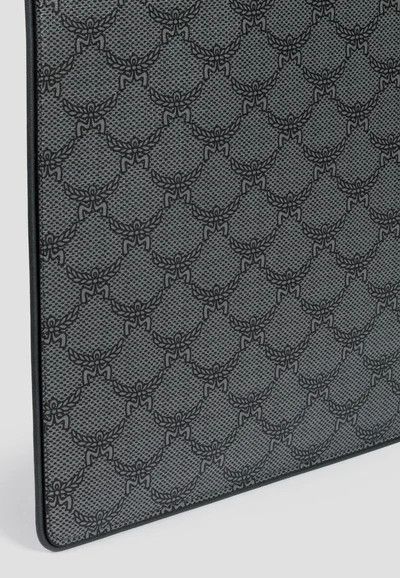 MCM o1mt1gz0426 Size: OS / XLarge Pouch in Dark Grey Size ONE SIZE - 5 Thumbnail