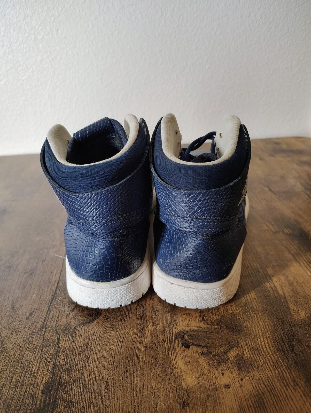 Jordan Brand Nike Air Jordan 1 Retro High Nouveau 'Navy Snake' Sz 8.5 Size US 8.5 / EU 41-42 - 8 Thumbnail