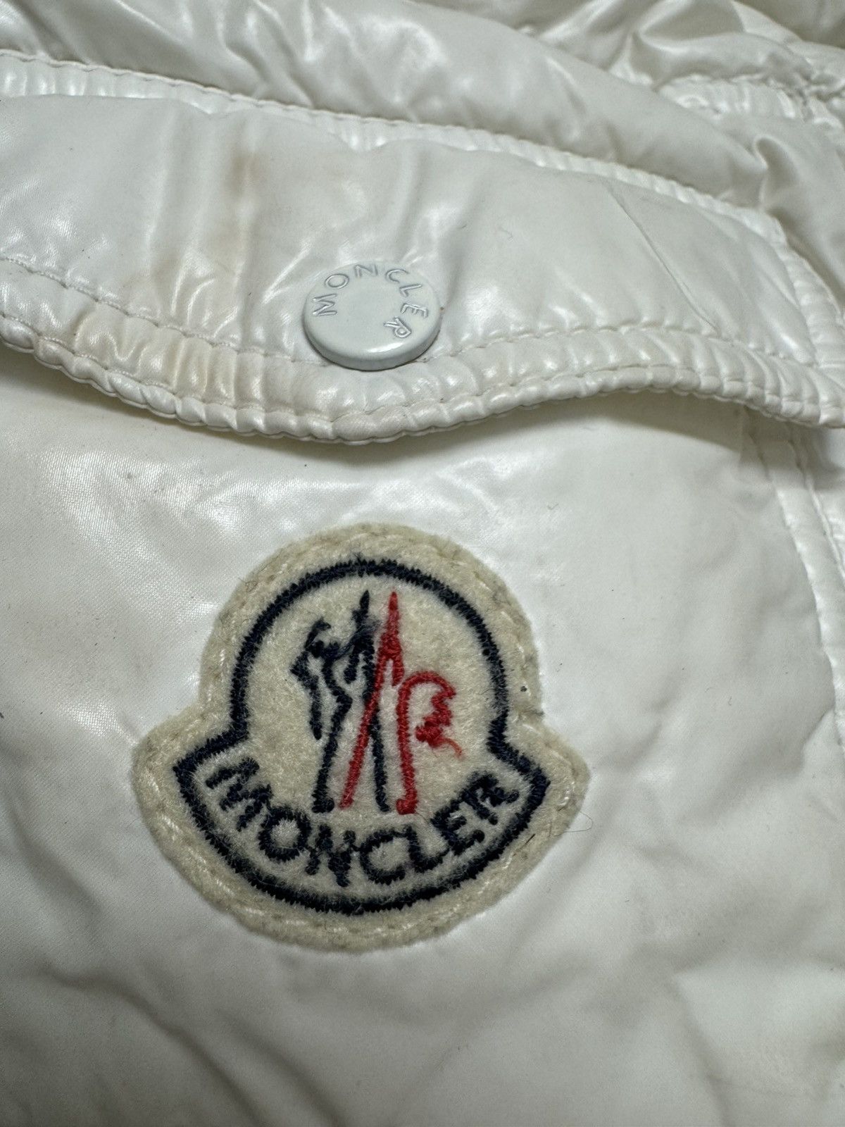 Moncler Moncler women puffer jacket 2 size S-M Size S / US 4 / IT 40 - 6 Thumbnail