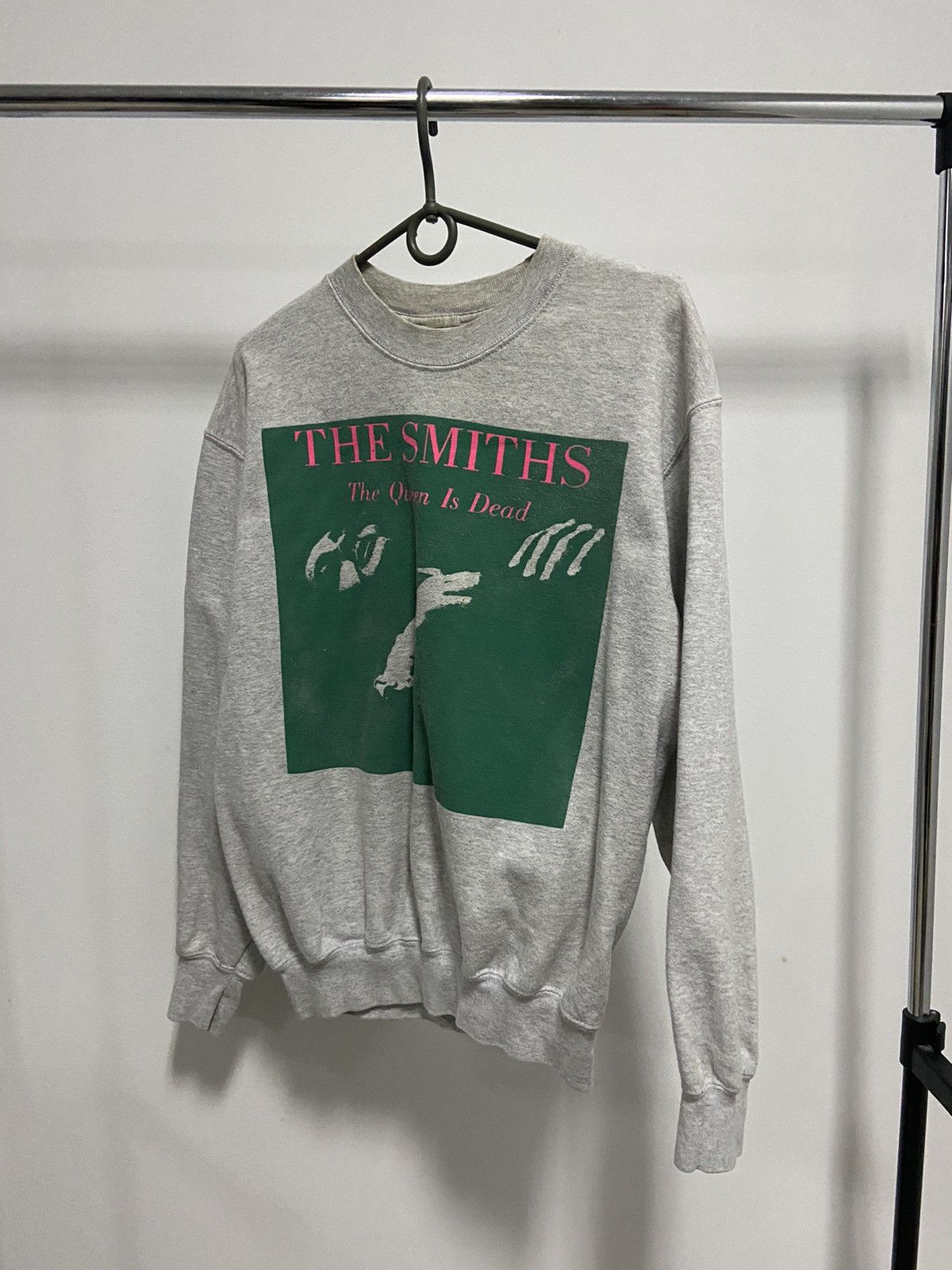 The smiths the queen is dead big print sweatshirt vintage