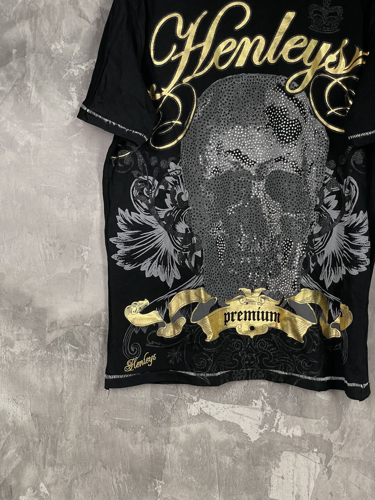 Vintage Vintage Y2K 2000s affliction style gothic Henley tee XL Size US XL / EU 56 / 4 - 5 Thumbnail