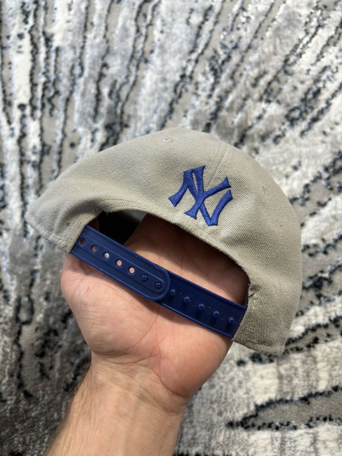 MLB × Vintage New Era New York Yankees Blue and Grey Fitted Hat Size ONE SIZE - 2 Thumbnail