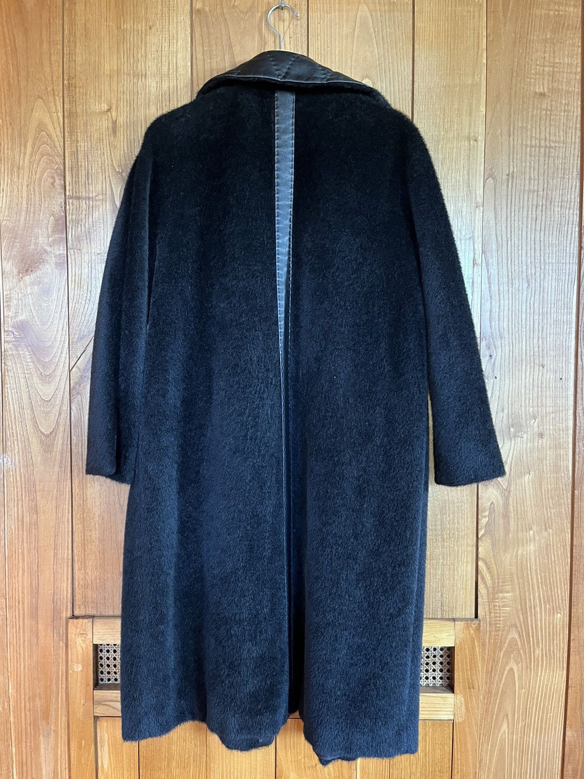 Max Mara Max Mara alpaca and leather details coat Size M / US 6-8 / IT 42-44 - 5 Thumbnail