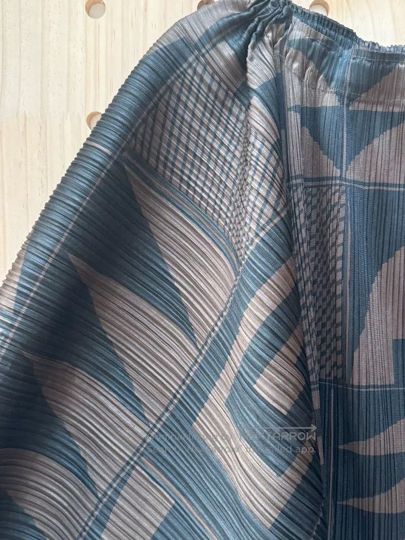 Issey Miyake Issey Miyake size:3 Color Block Midi Skirt Size 22" - 2 Thumbnail