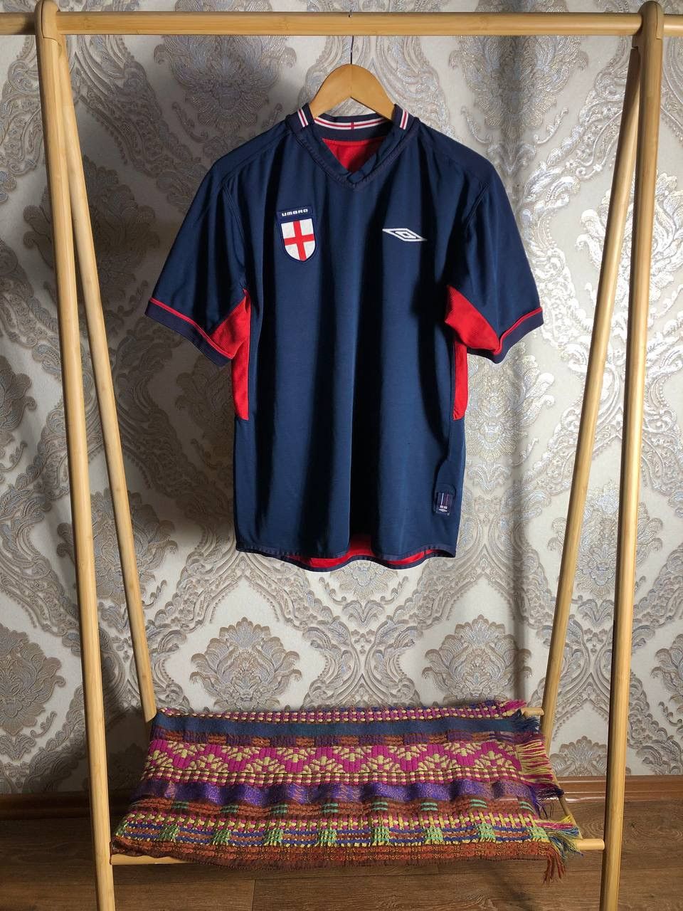 Umbro VINTAGE UMBRO ENGLAND RETRO SOCCER JERSEY MANCHESTER Y2K 90s Size US XL / EU 56 / 4 - 2 Thumbnail