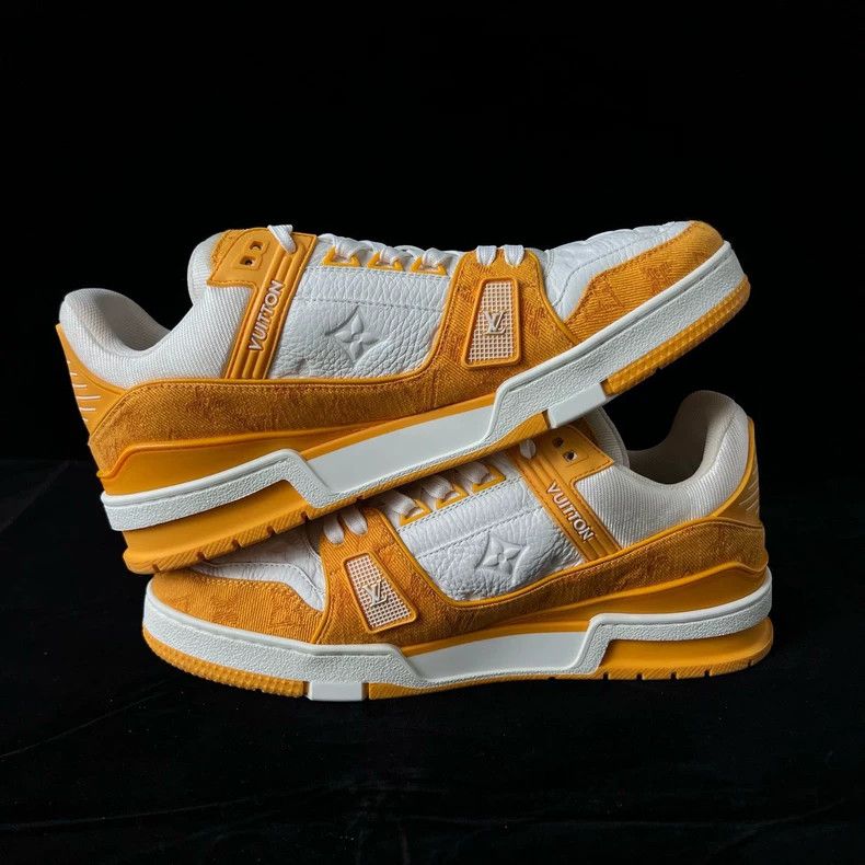Louis Vuitton Louis Vuitton Trainer white and yellow denim board shoes Size US 9.5 / EU 42-43 - 5 Thumbnail