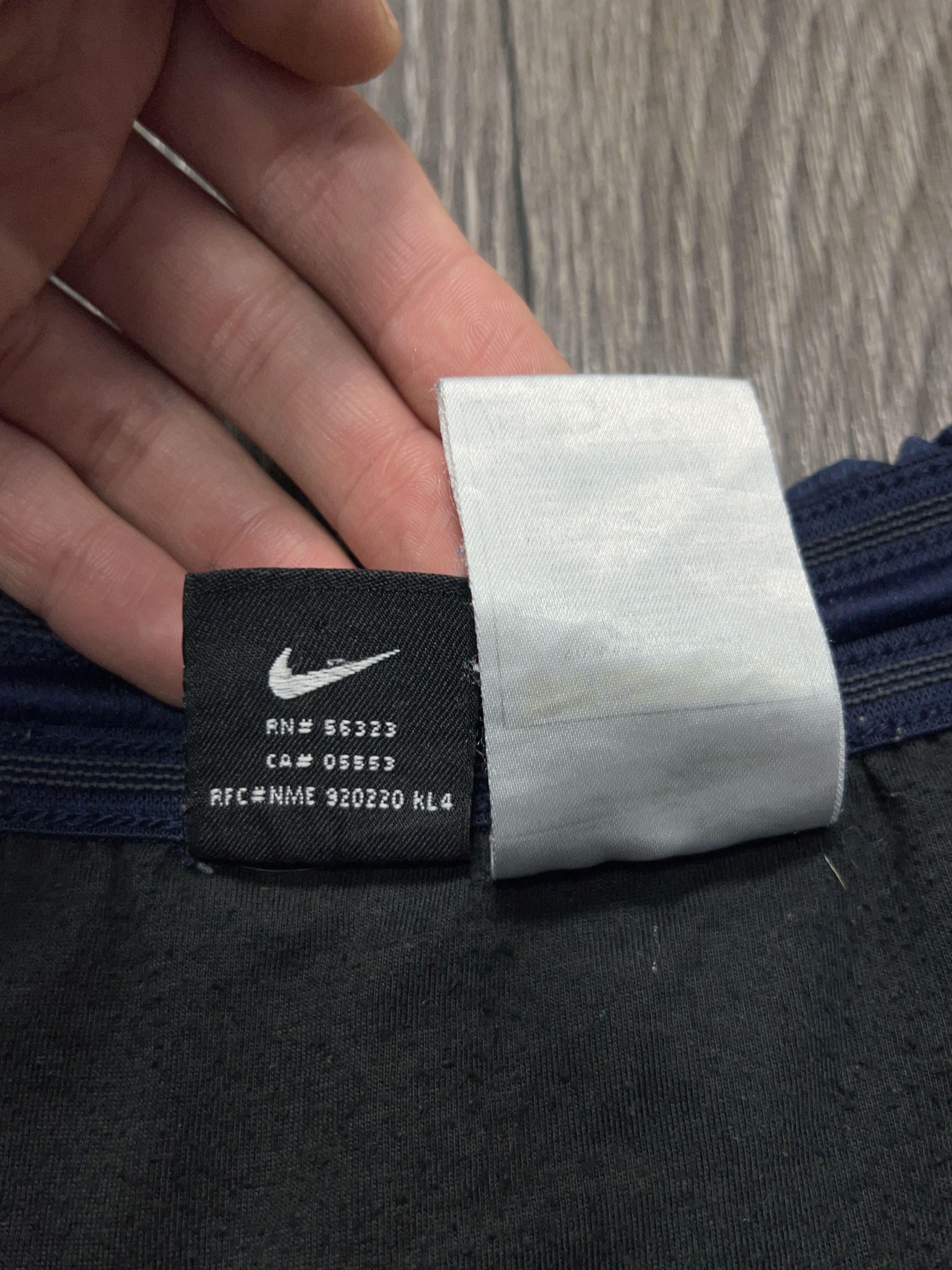 Nike Vintage Mens Nike Barcelona FC Blue Football Soccer Shorts L Size US 36 / EU 52 - 5 Thumbnail