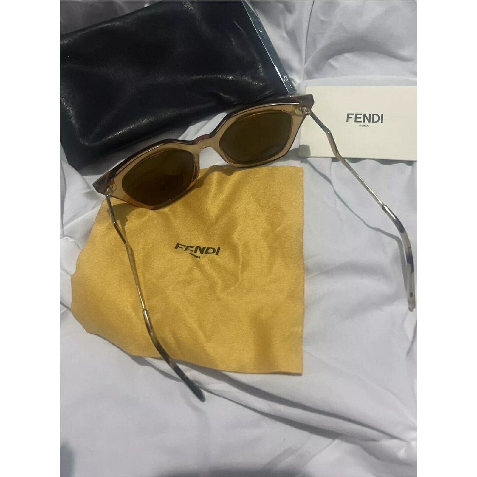 Fendi Fendi Sunglasses Size ONE SIZE - 2 Thumbnail
