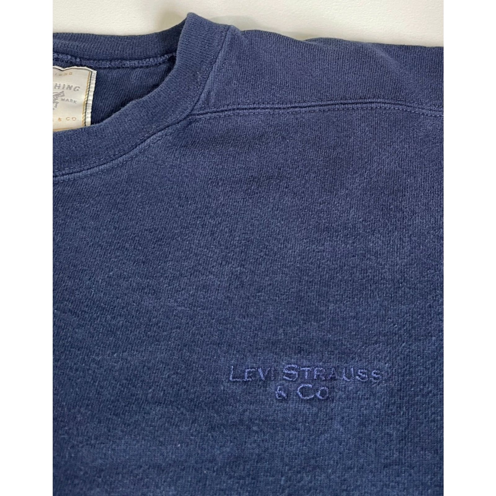 Levi's VINTAGE Levi's Sweatshirt Main Selling Point: Heavyweight Crewneck Navy 90s USA Made Size L Mens Size US L / EU 52-54 / 3 - 7 Thumbnail