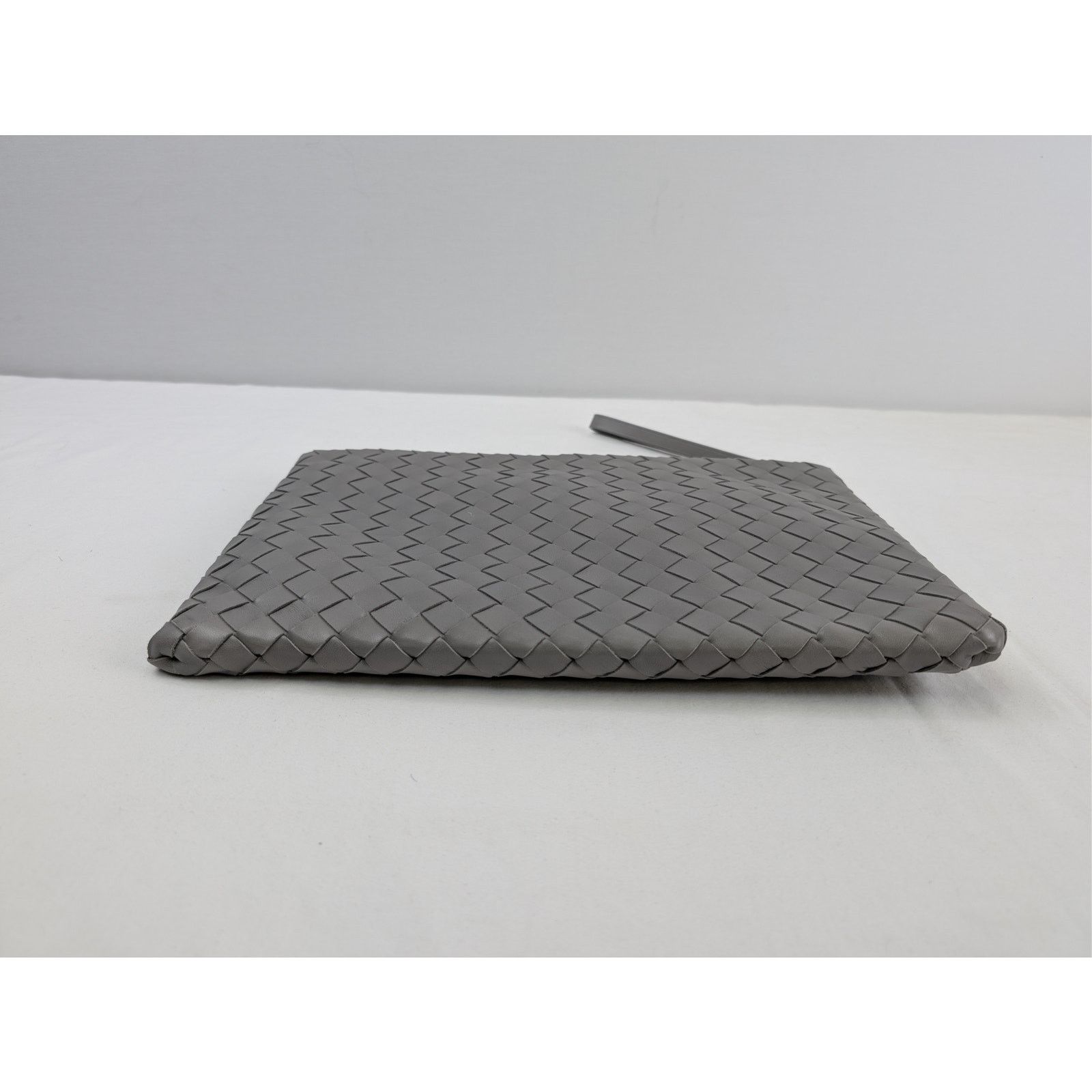 Bottega Veneta o1rshd1 Size: OS / intrecciato leather document case in grey Size ONE SIZE - 5 Thumbnail