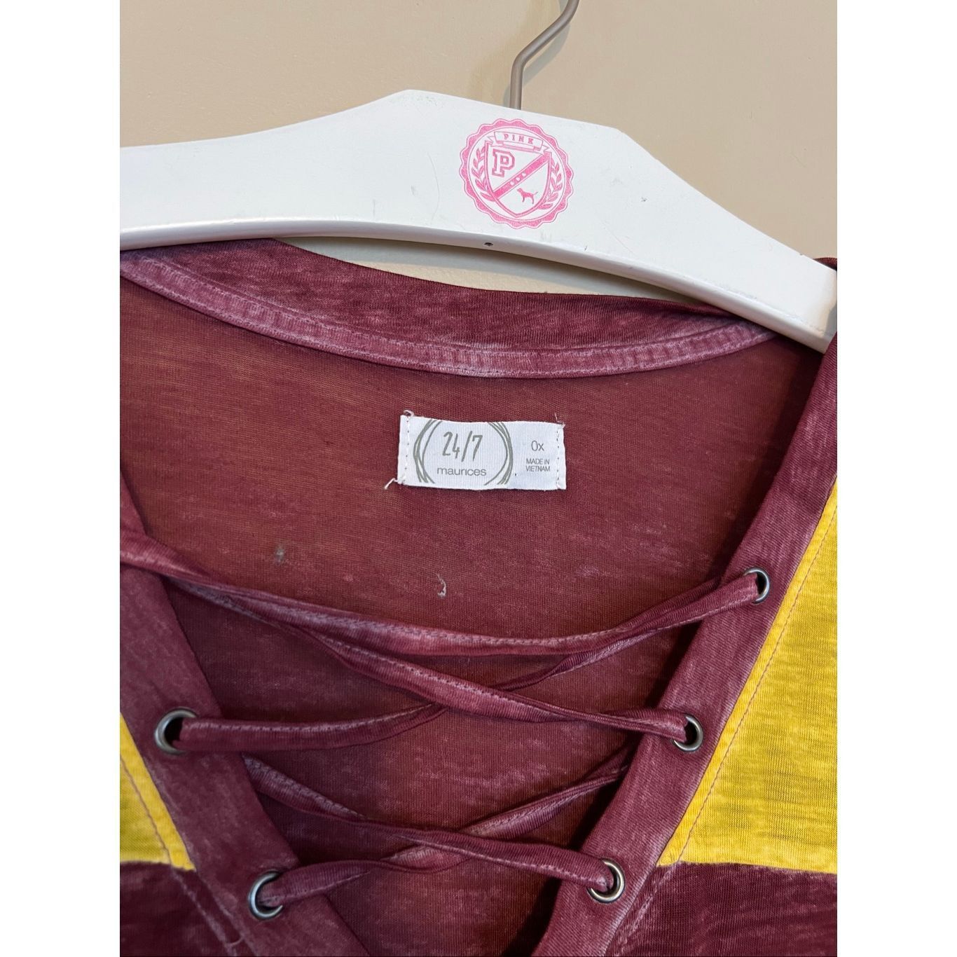 Other Maurices 24/7 Maroon And Yellow T-Shirt Woman’s Size 0X Size XL / US 12-14 / IT 48-50 - 6 Thumbnail
