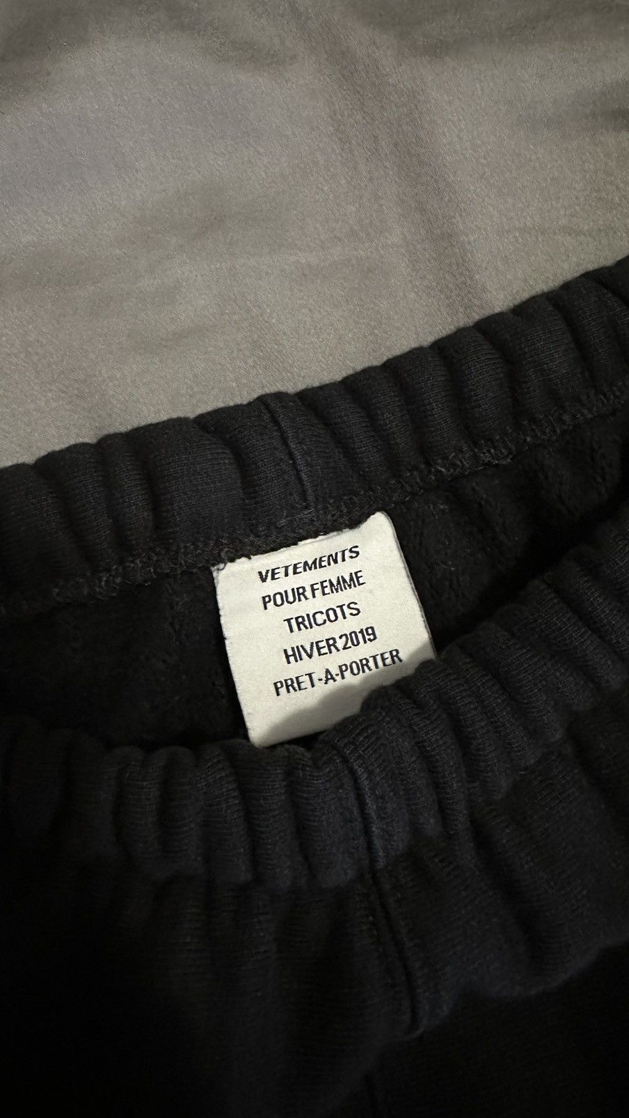 Vetements VETEMENTS XS Logo Sweats (SOLD) Size US 28 / EU 44 - 2 Thumbnail