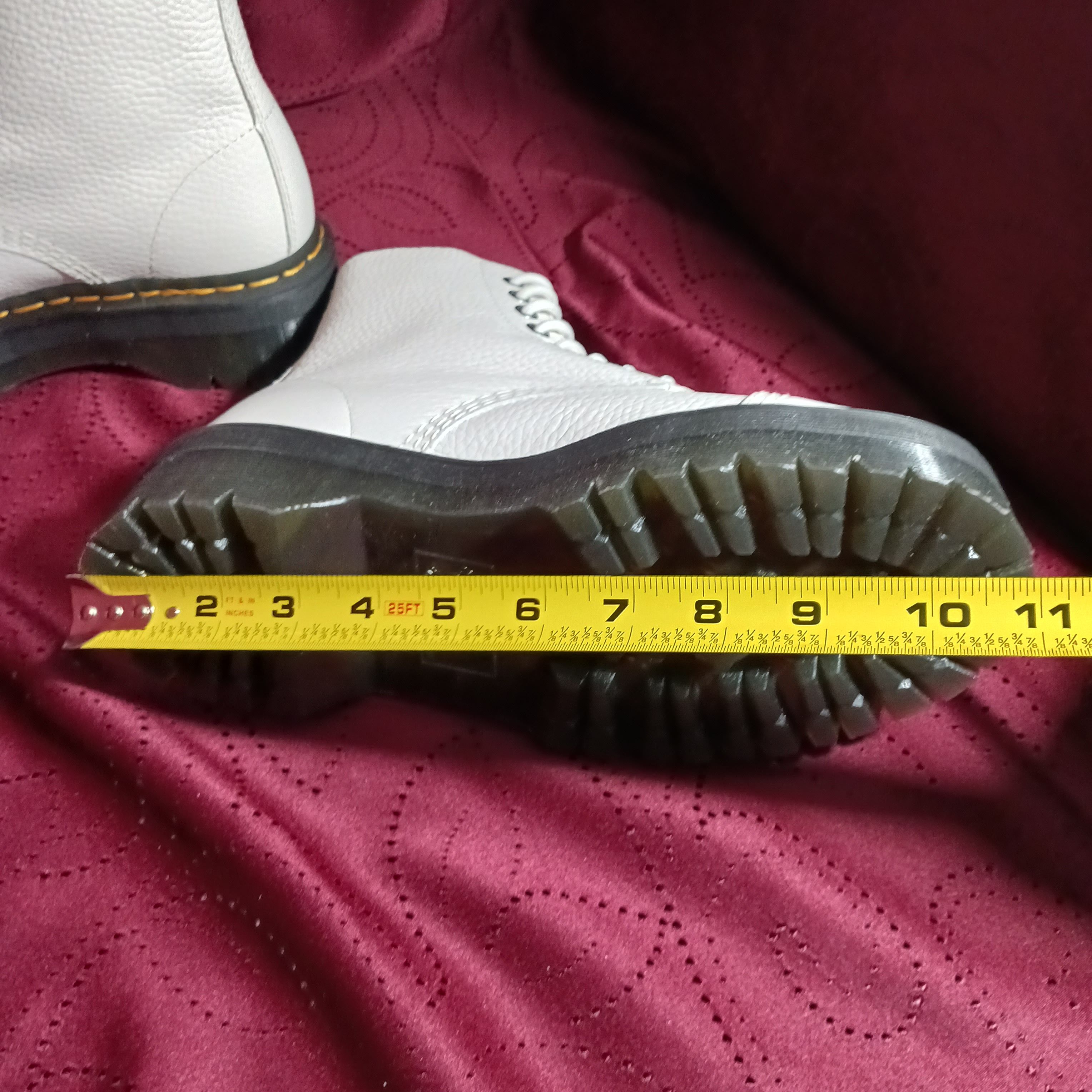 Dr. Martens Dr. Martens White Sinclair Boots W8 Size US 8 / IT 38 - 8 Thumbnail