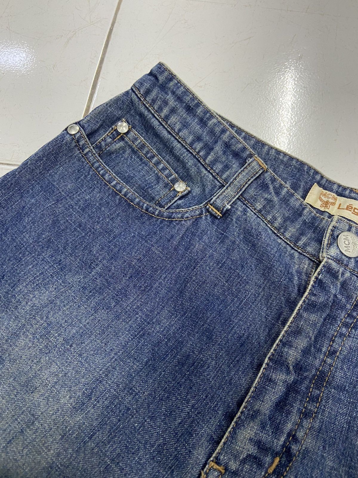 MCM MCM LEGERE STRAIGHT CUT DENIM JEANS Size US 27 - 5 Thumbnail