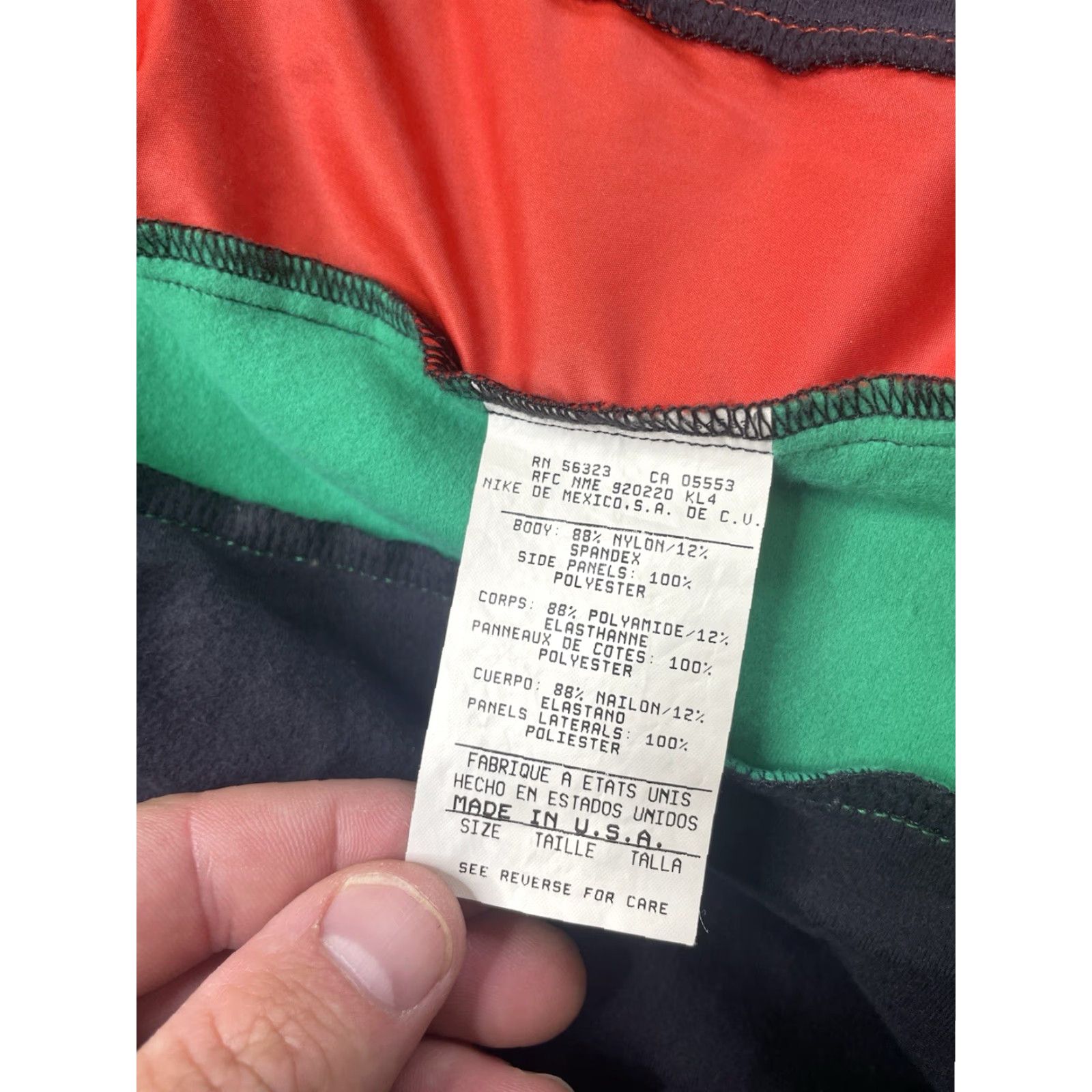Nike VINTAGE Nike Kenya Running Track Jacket Womens Large Full Zip USA Olympics Black Full Zip Women Track Jacket Size L / US 10 / IT 46 - 5 Thumbnail