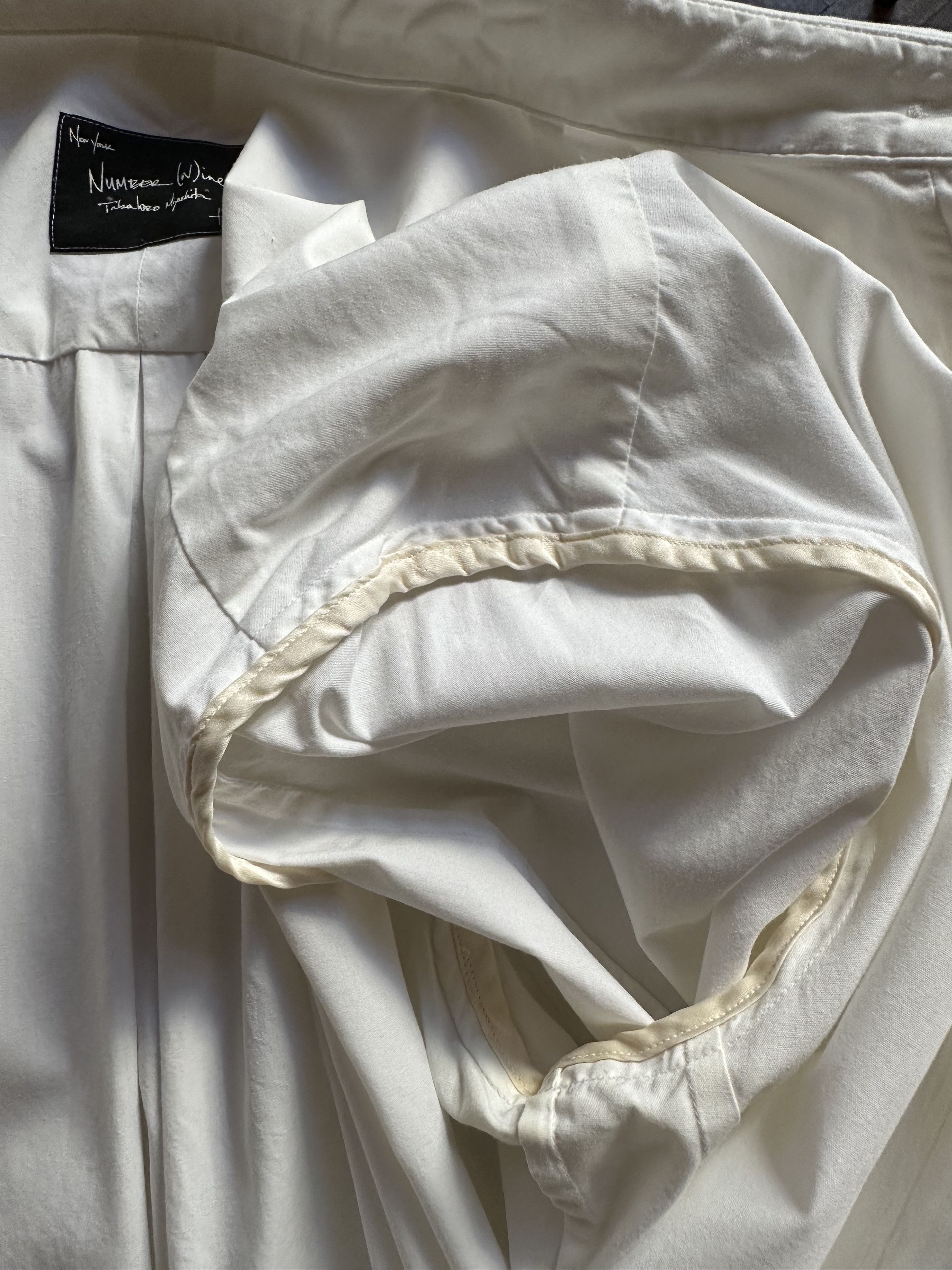 Number (N)ine Number (N)ine SHIRT IN SIZE 2 LIKE NEW Size US S / EU 44-46 / 1 - 11 Thumbnail