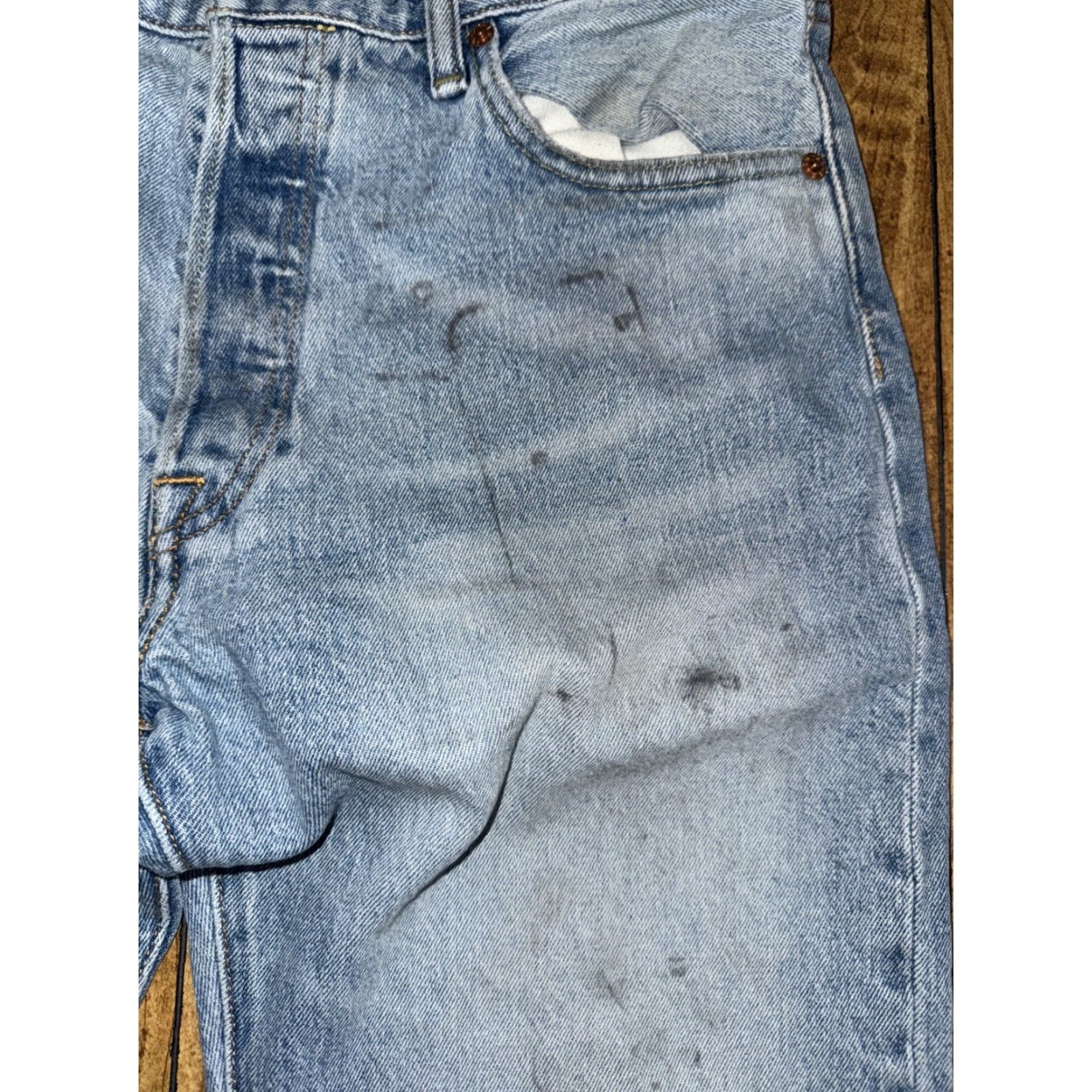 Levi's VINTAGE Levi’s 501 Button Fly Jeans Men 33x31 Stone Washed Blue Denim Straight Leg Distressed USA 501 Mens Size US 33 - 4 Thumbnail