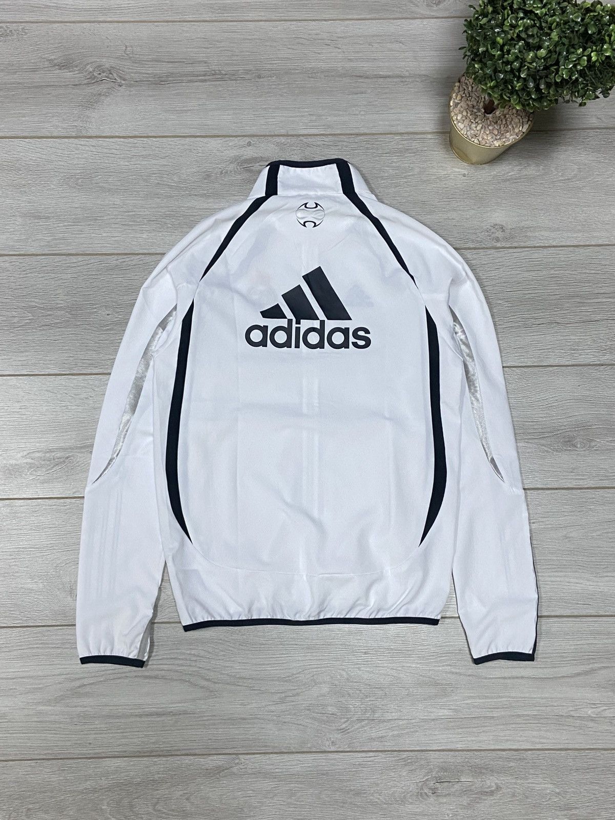 Adidas Inter Milan adidas track jacket white nylon Size US S / EU 44-46 / 1 - 2 Thumbnail