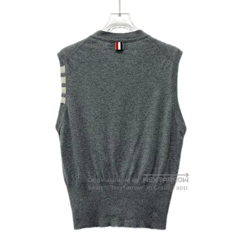 Thom Browne Thom Browne Women's Gray Cashmere Cardigan . Size L / US 10 / IT 46 - 2 Thumbnail