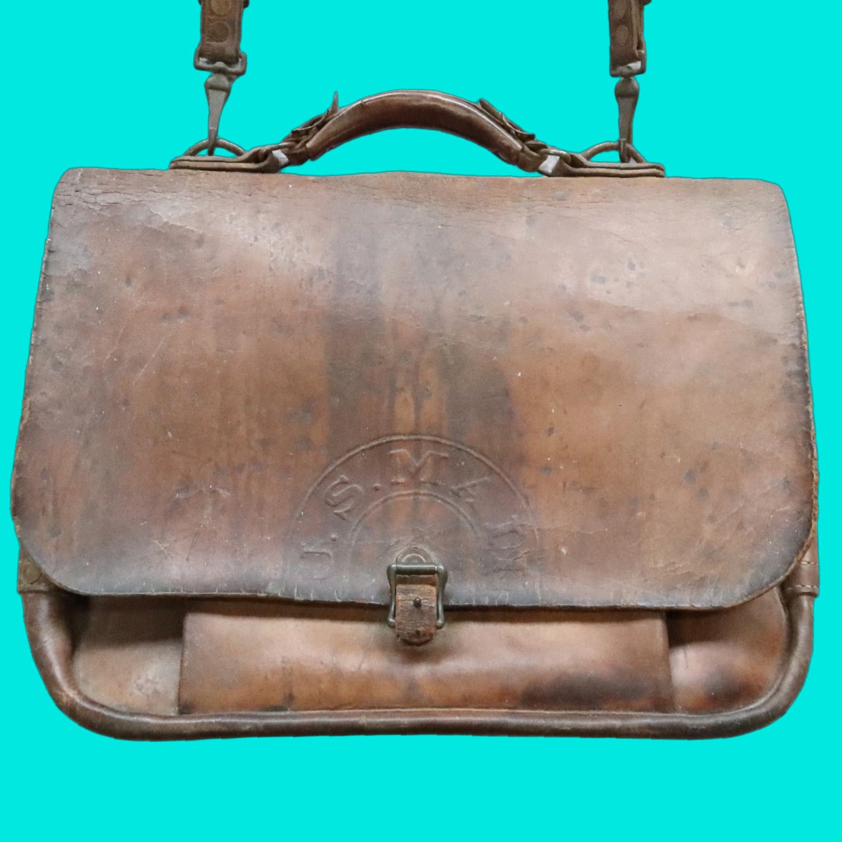 VINTAGE USPS US Mail Messenger Bag 1944 Made in USA Mens Brown Leather 1940s Messenger Bag Vintage US Mail Made in USA 1944 Brown Leather Mens