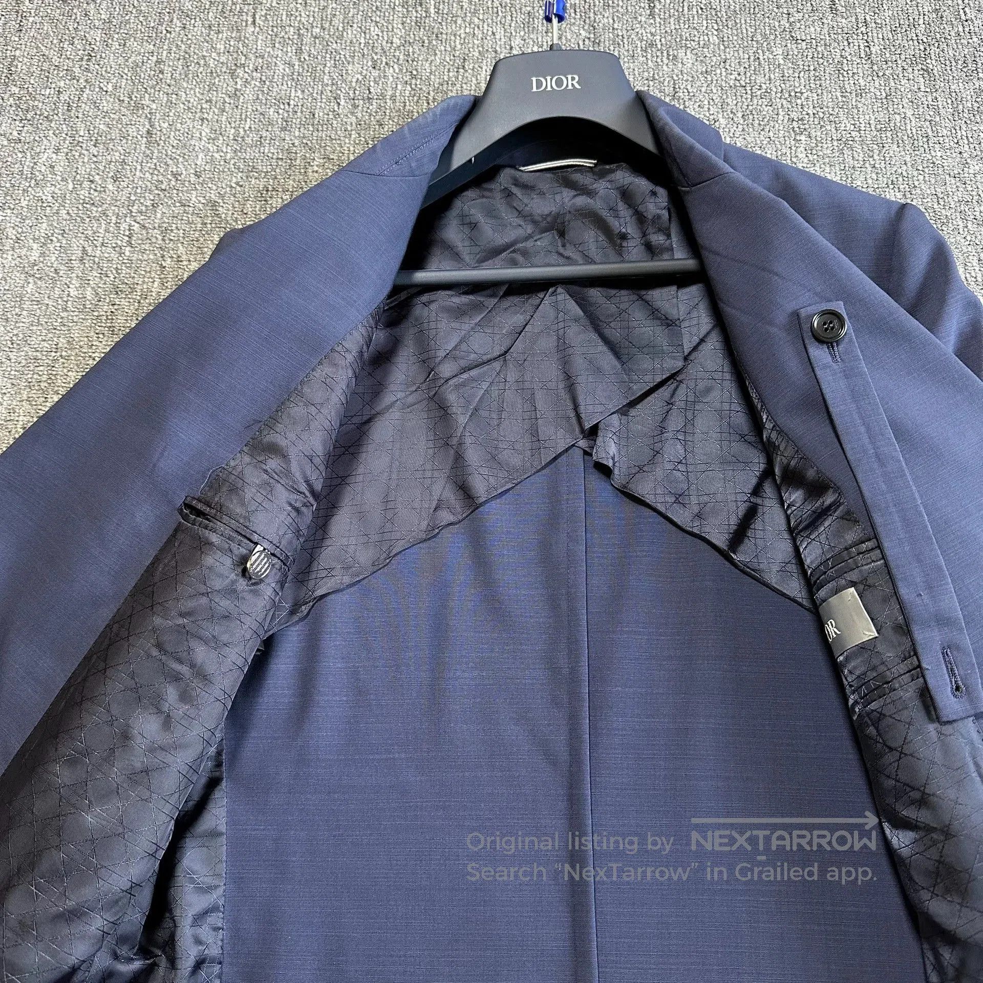 Dior navy blue double-breasted suit jacket. Size US M / EU 48-50 / 2 - 3 Thumbnail