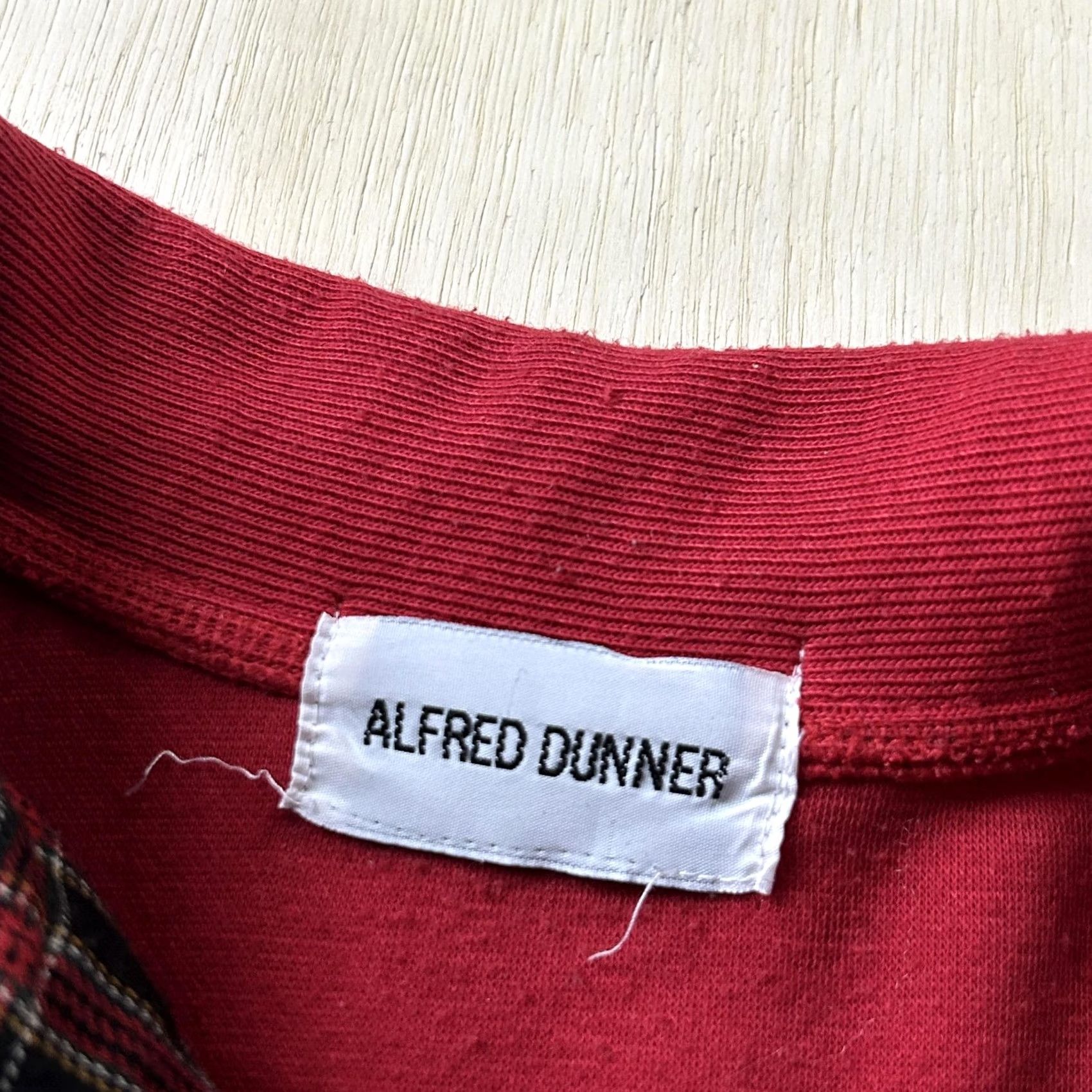 Vintage Alfred Dunner Womens Large Red Floral Embroidered Zip Long Sleeve Polo Shirt Size L / US 10 / IT 46 - 3 Thumbnail
