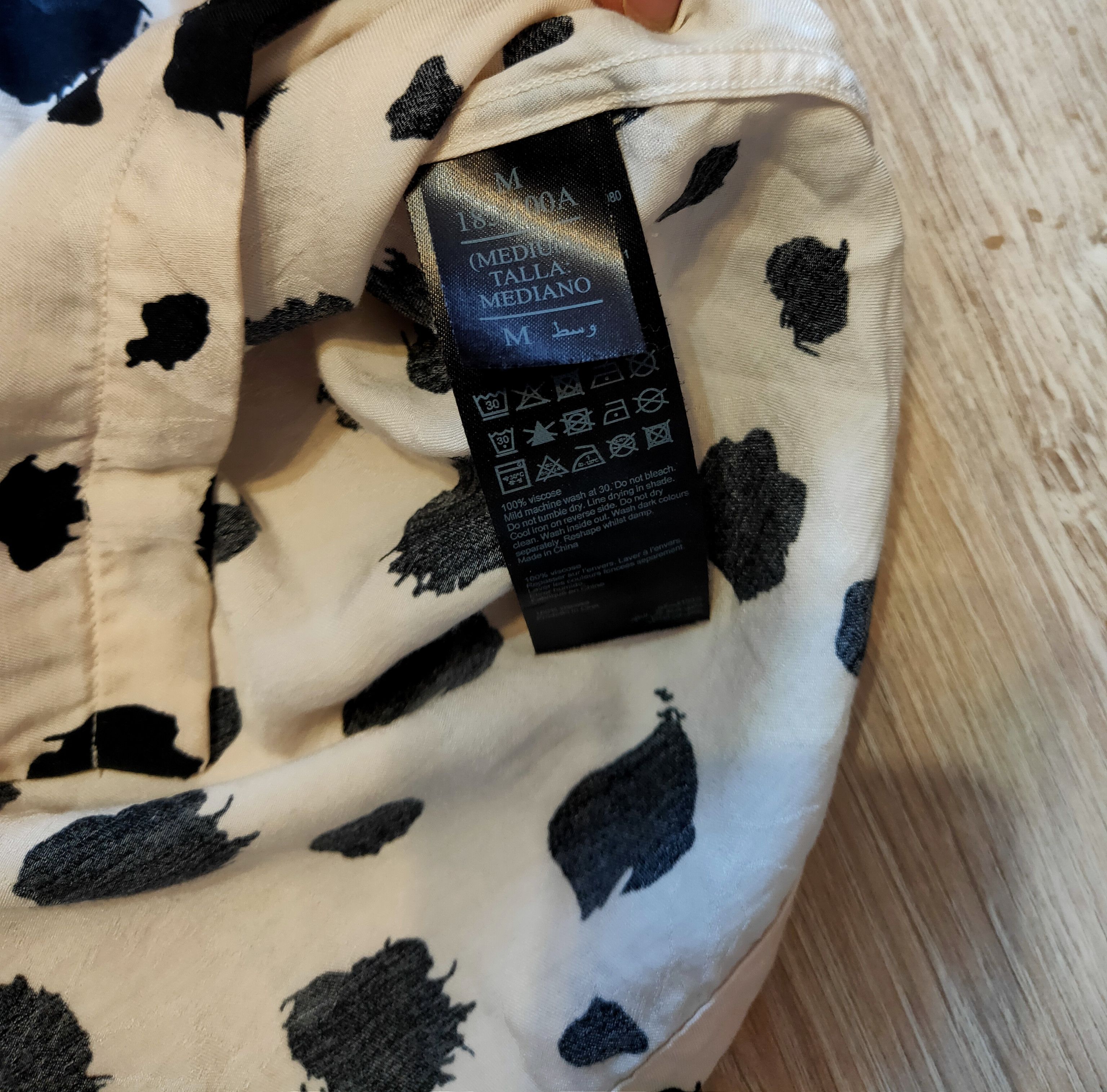 Allsaints × Japanese Brand Mens AllSaints Candeli SS SHIRT Button upHawaii Cow print Size US M / EU 48-50 / 2 - 5 Thumbnail
