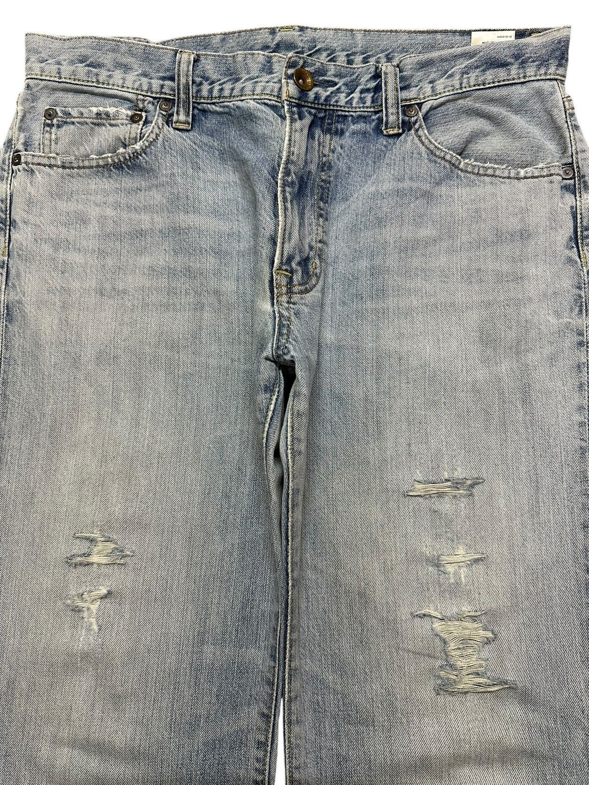 Uniqlo Vintage Japanese Uniqlo Light Blue Wash Faded Distress Baggy Size US 35 - 3 Thumbnail