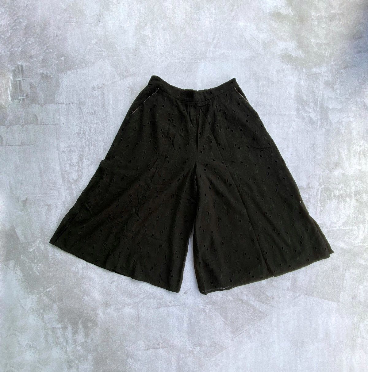 Anna Sui Anna Sui Cropped Wide Leg Black Pants Women's 2021 Size 27" / US 4 / IT 40 - 3 Thumbnail