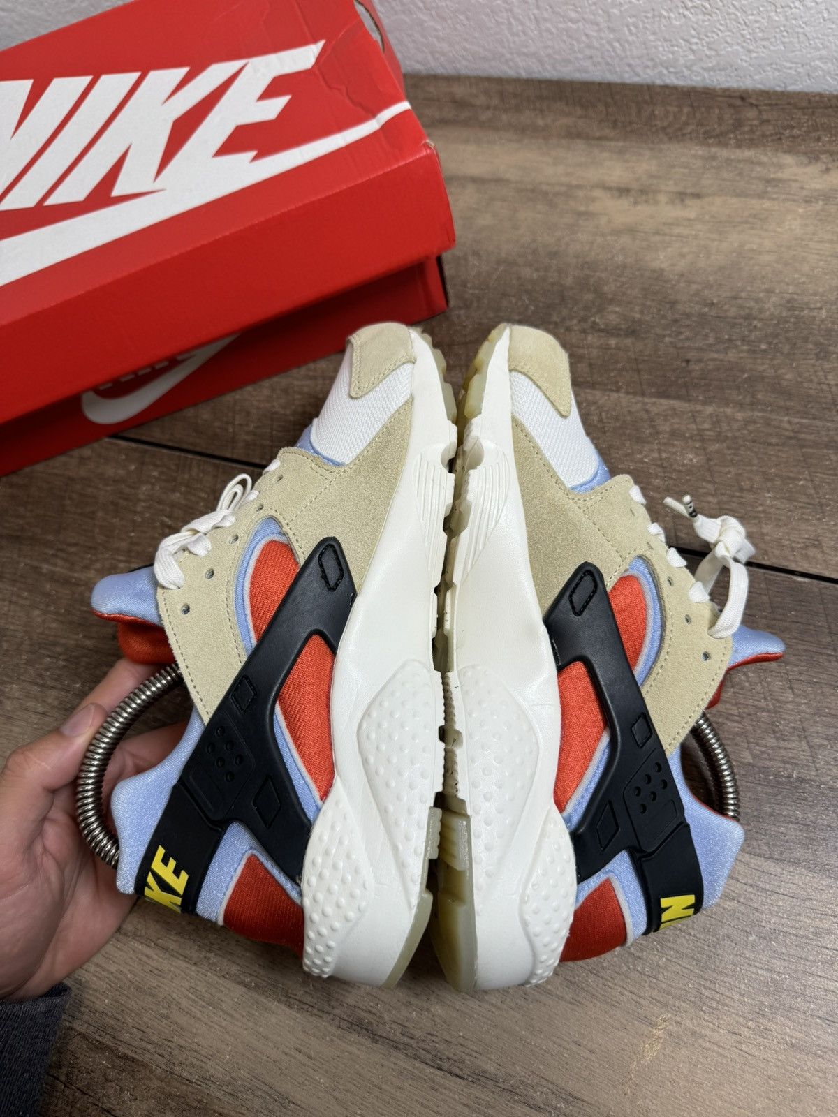 Nike Nike Huarache Run GS DV2196 700 Multicolor Size 6.5 Y 8 W Size US 6.5 / EU 39-40 - 5 Thumbnail