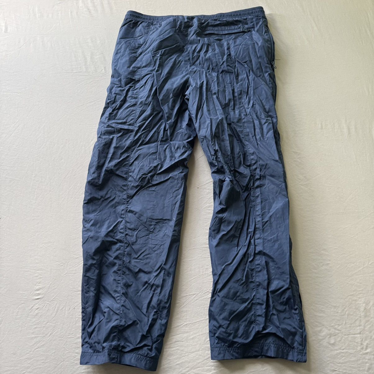 Old Navy Vintage Old Navy Nylon Windbreaker Pants Size US 37 - 2 Thumbnail