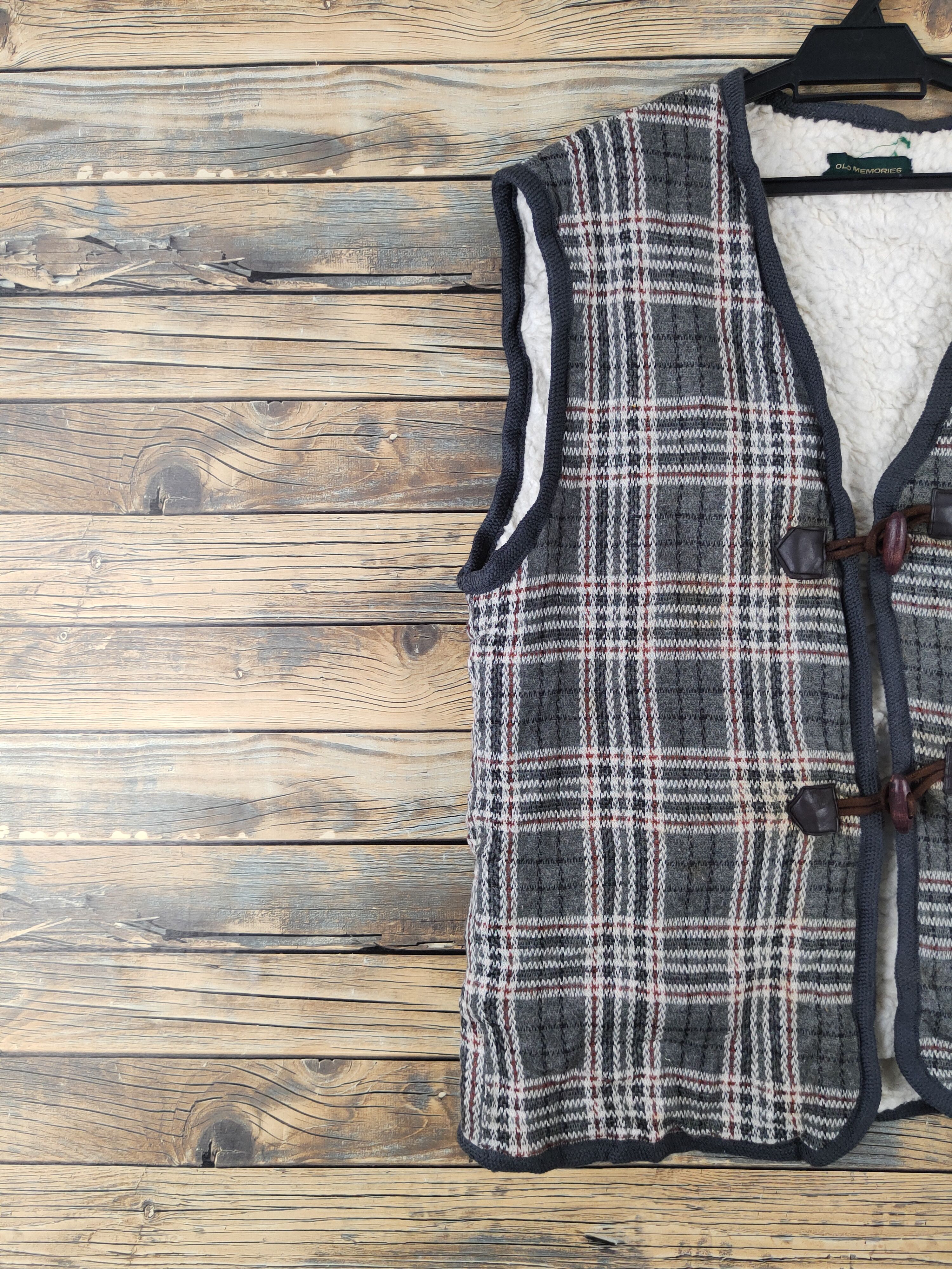 Japanese Brand × Vintage Vintage Furr Old Memories Dark Gray Vests Size US L / EU 52-54 / 3 - 3 Thumbnail