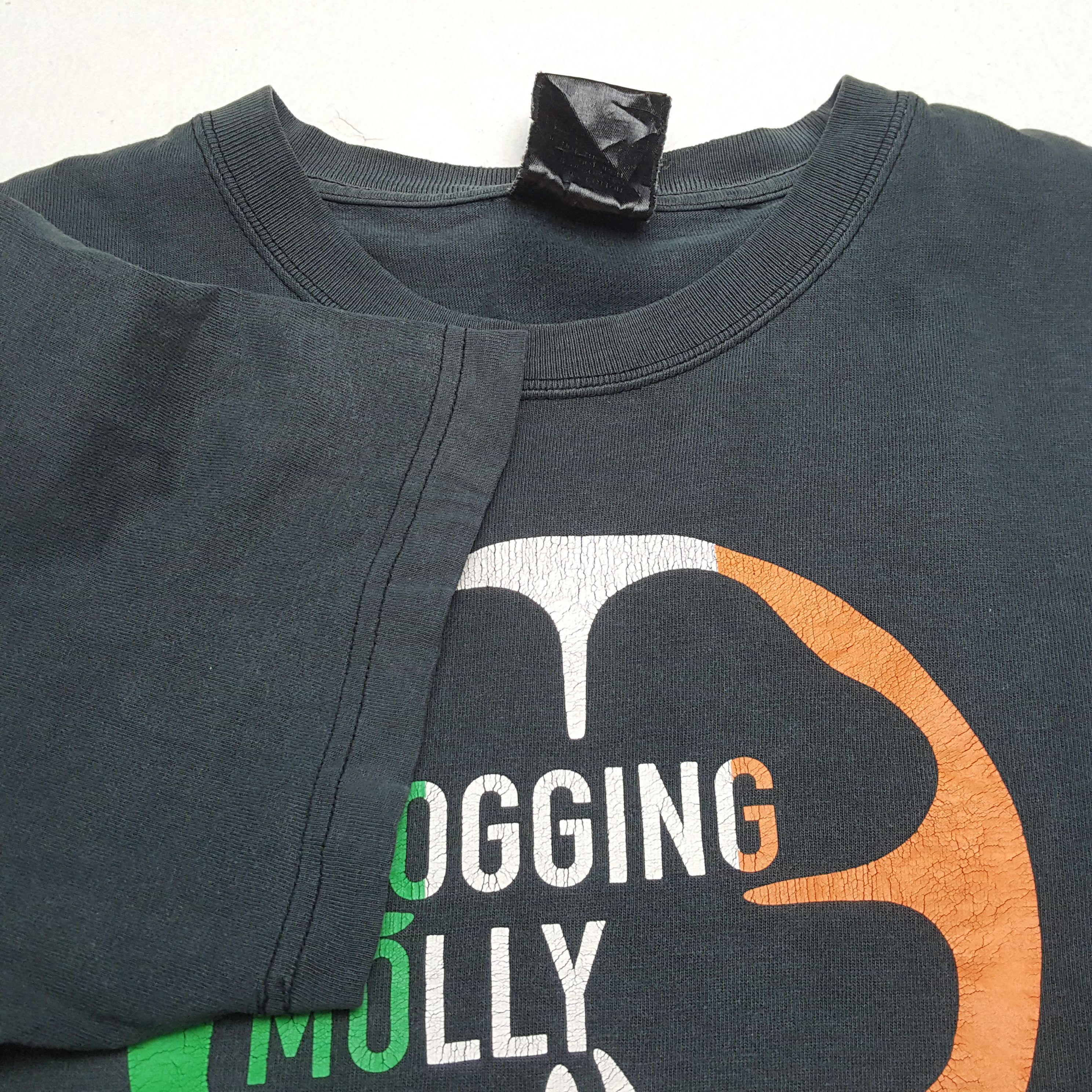 Band Tees × Vintage FLOGGING MOLLY Rock Band Music Tshirt Size US M / EU 48-50 / 2 - 5 Thumbnail