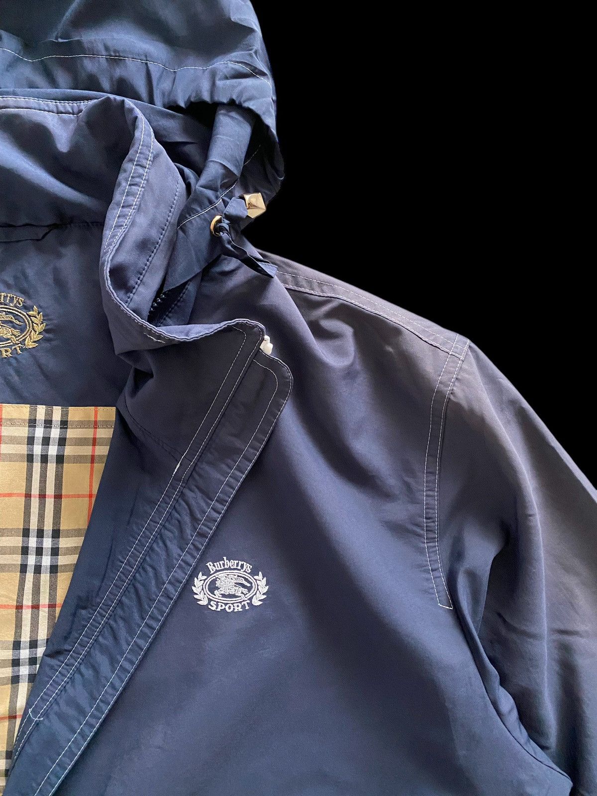 Burberry VTG 80's Burberry's Sport Traveller hoodie gold button Size US M / EU 48-50 / 2 - 8 Thumbnail