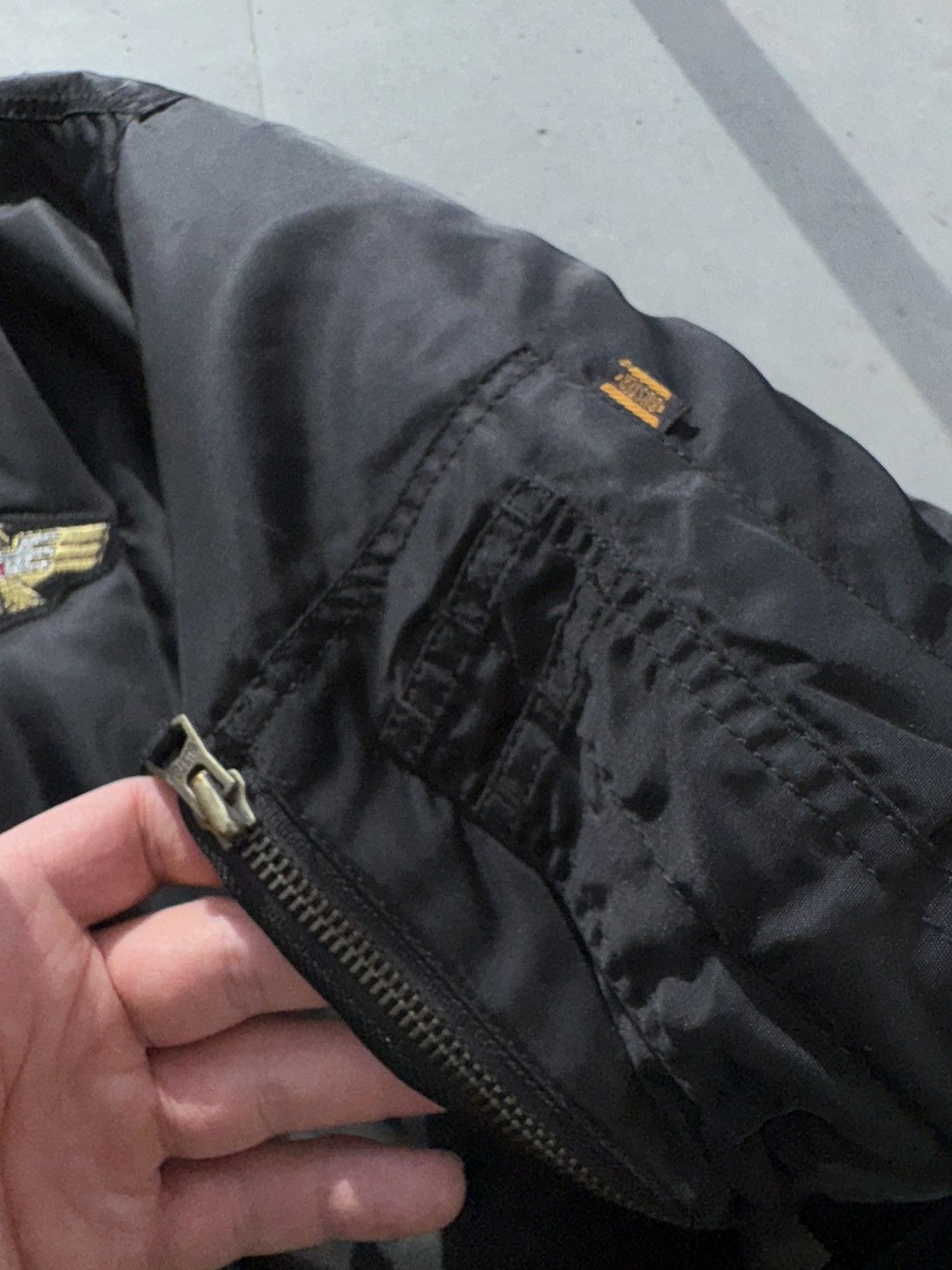 Alpha Industries Vintage boxy bomber Jacket MA-1 Flyers Intermediate Size US L / EU 52-54 / 3 - 4 Thumbnail