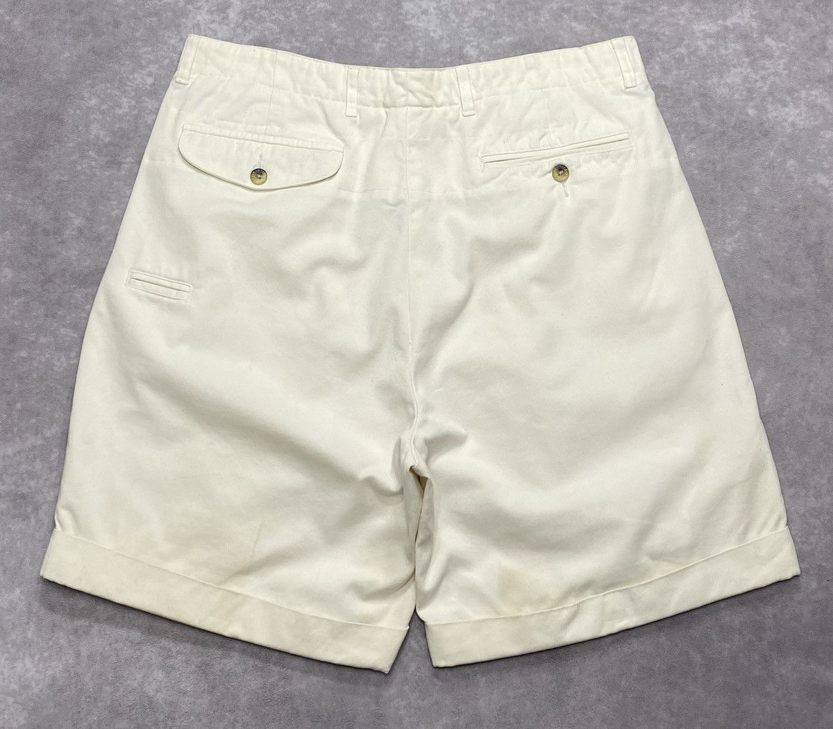 Nautica 90’s Vintage Nautica White Basic Shorts Size US 36 / EU 52 - 2 Thumbnail