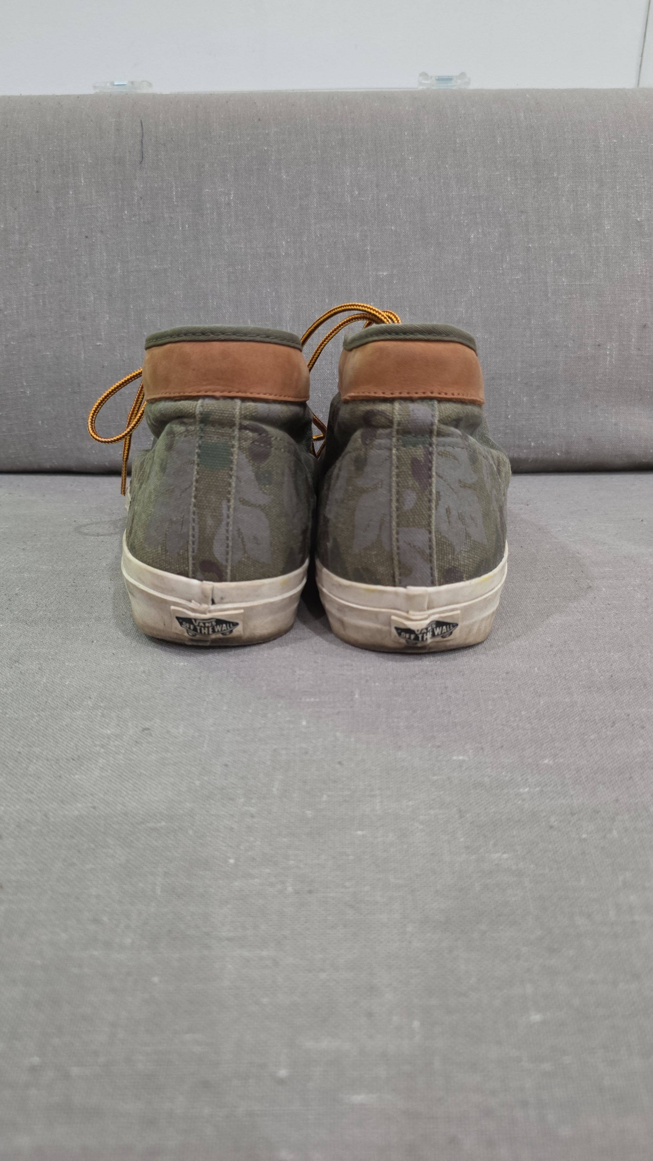 Vans Vans Camo Hi-Tops Size US 9 / EU 42 - 3 Thumbnail