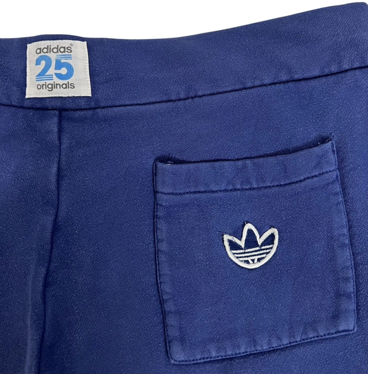 Nigo SS15 Adidas x Nigo Bear Crown Short Size 34" / US 12 / IT 48 - 6 Thumbnail