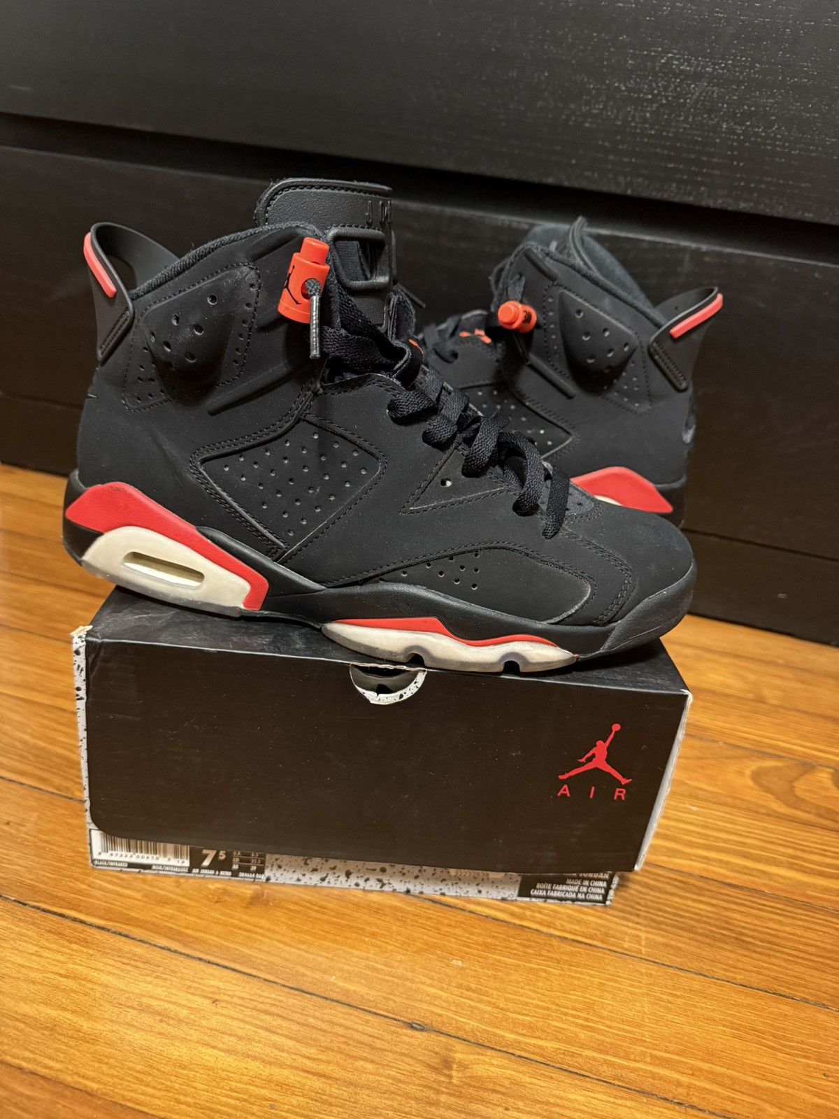 Jordan Brand Air Jordan 6 Retro ‘Infared’ 2019 Size US 7.5 / EU 40-41 - 1 Thumbnail