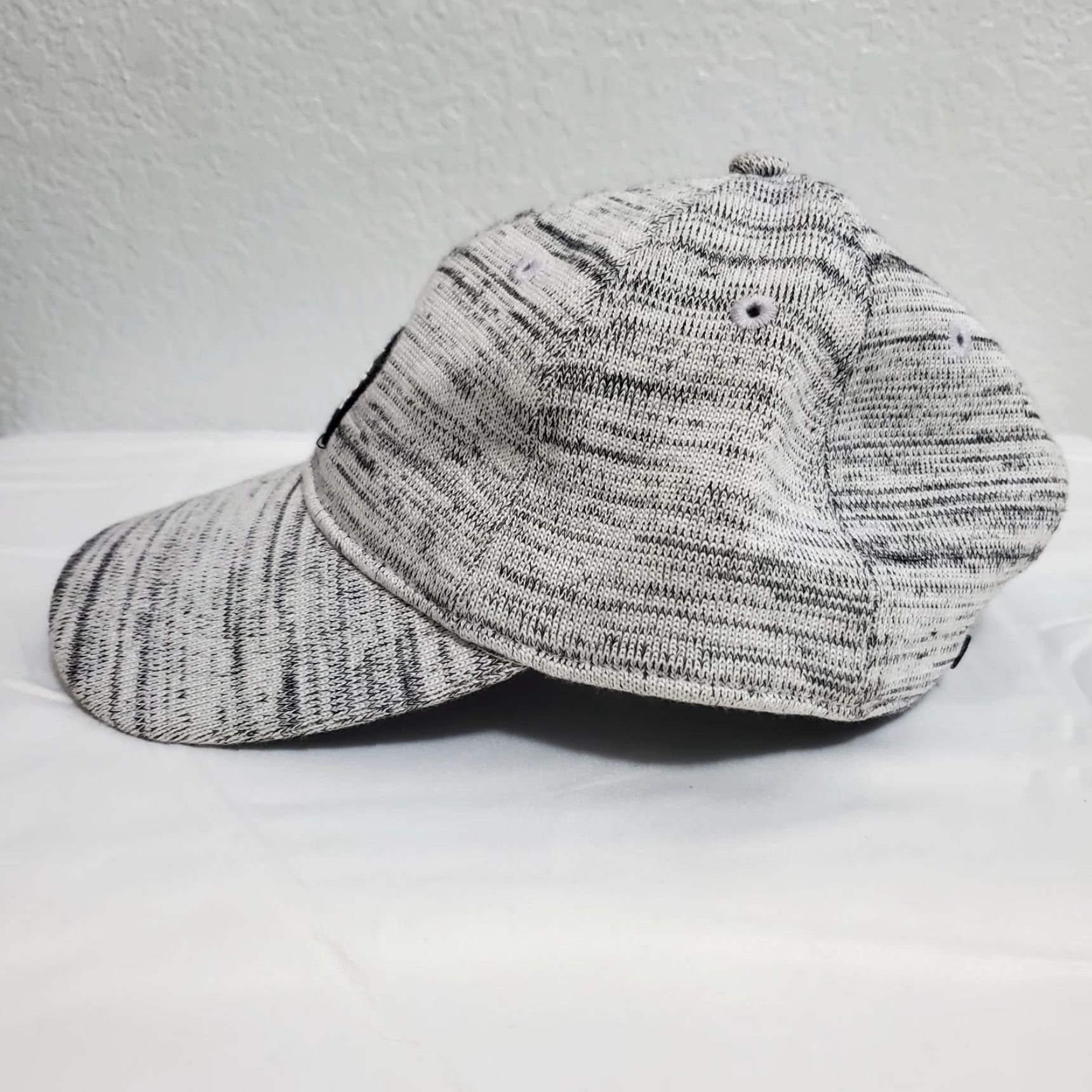 Vintage Love Your Melon Knit Hero Cap Light Gray Baseball Hat Strap Back Patch Logo Size ONE SIZE - 2 Thumbnail