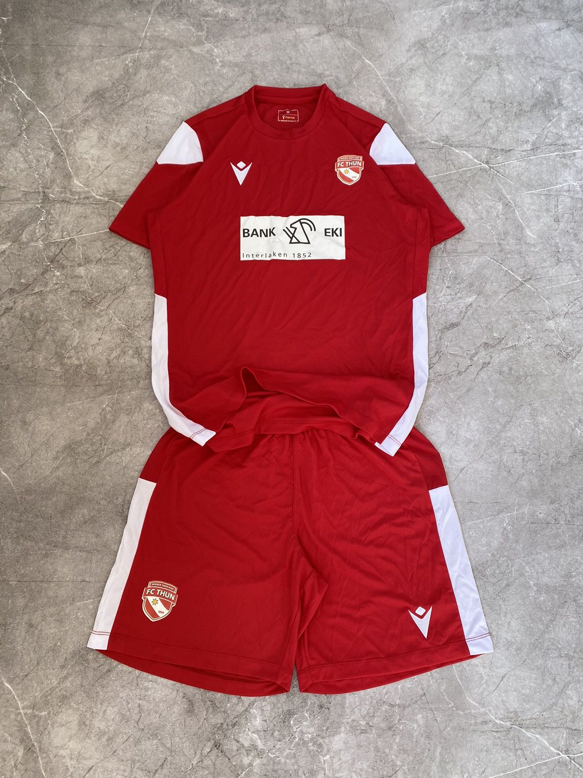 Macron Rare FC Thun Macron Soccer Football Suit Jersey & Shorts Y2K Size US M / EU 48-50 / 2 - 2 Thumbnail