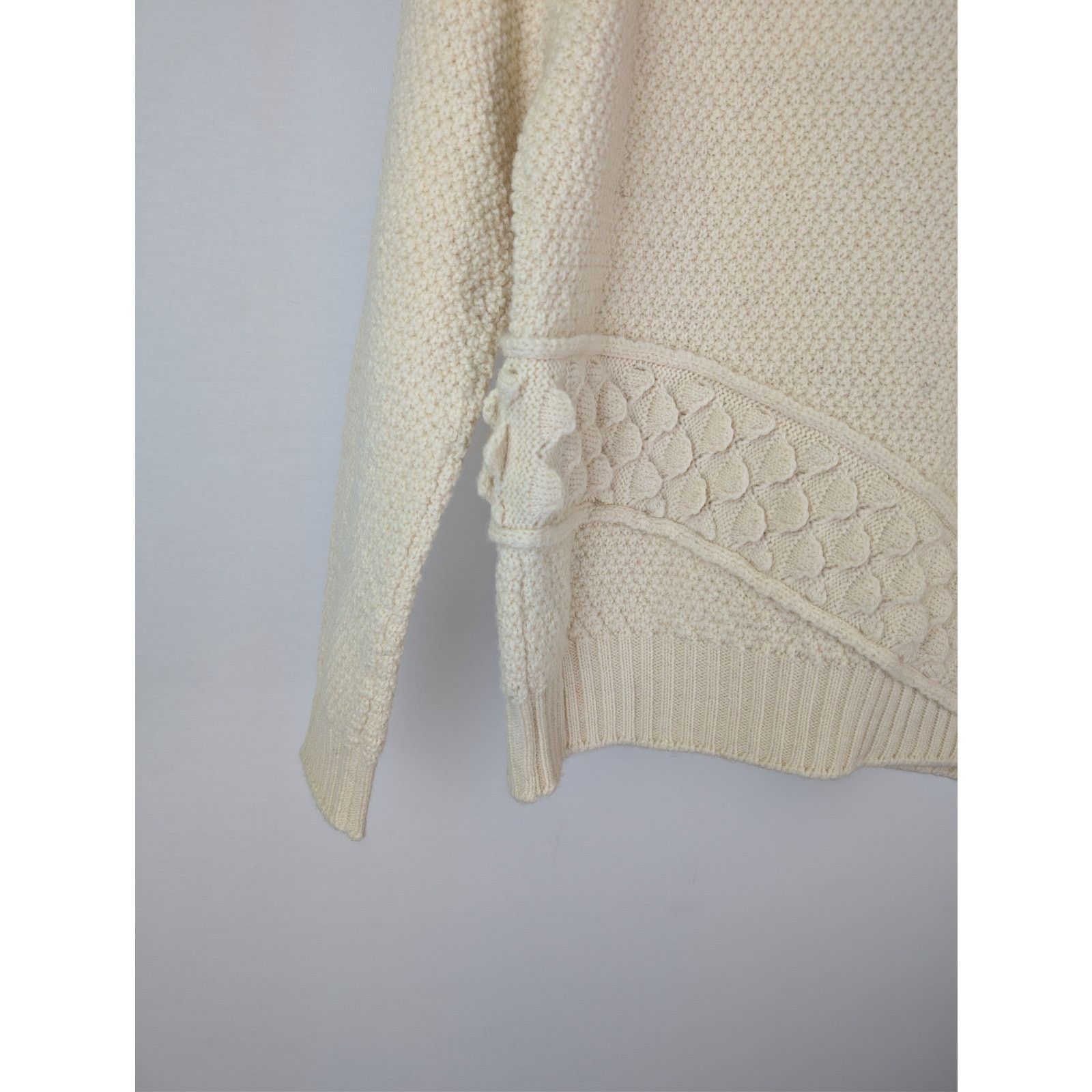 Bottega Veneta o1rshd1 Men Wear Wool Snake Knit Sweater in Dove Size US L / EU 52-54 / 3 - 13 Thumbnail