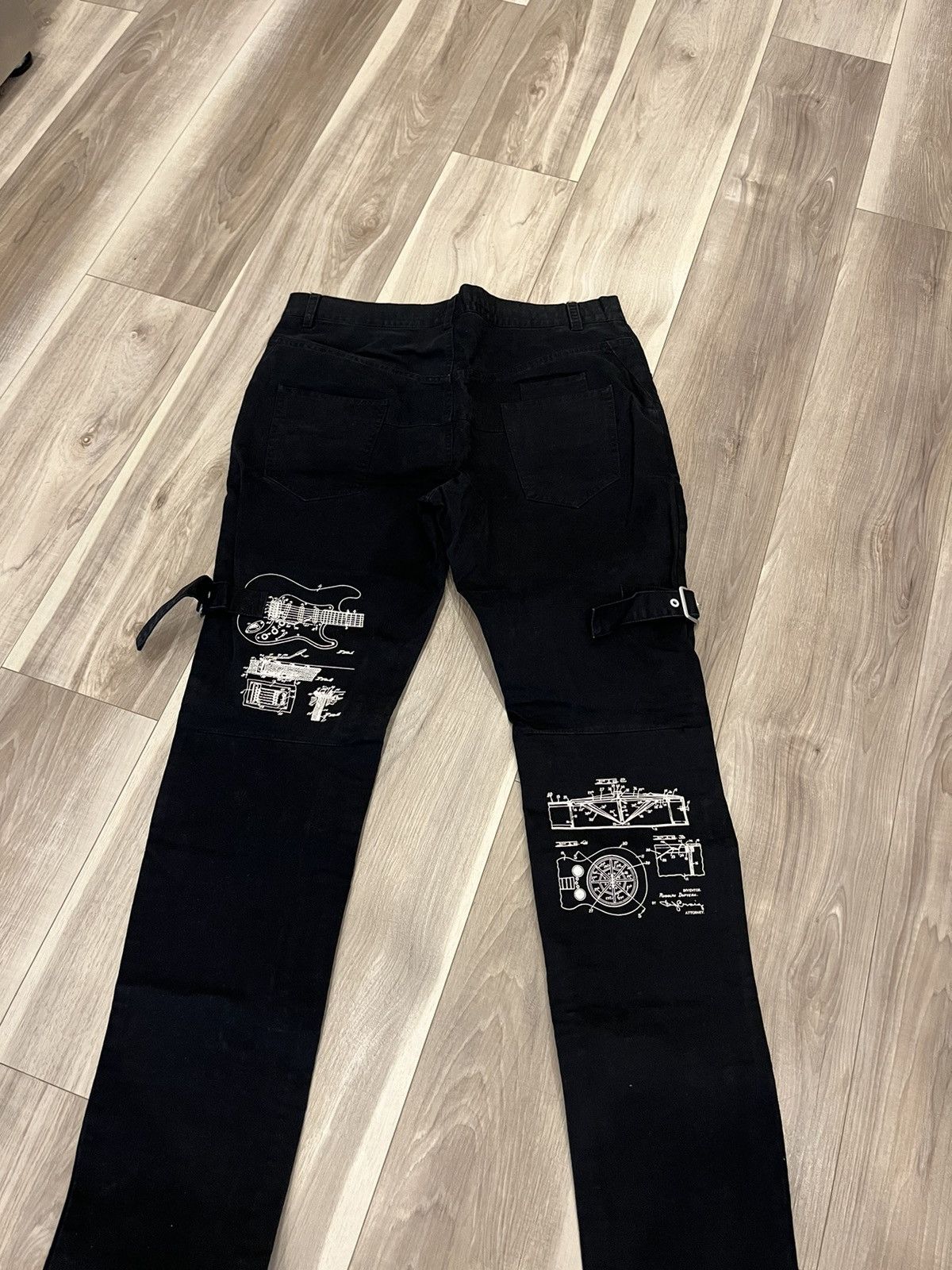 number nine × c2h4 Docking Cargo Pants C2H4 - Number (N)ine x C2H4 Hybrid Sweatpants | HBX