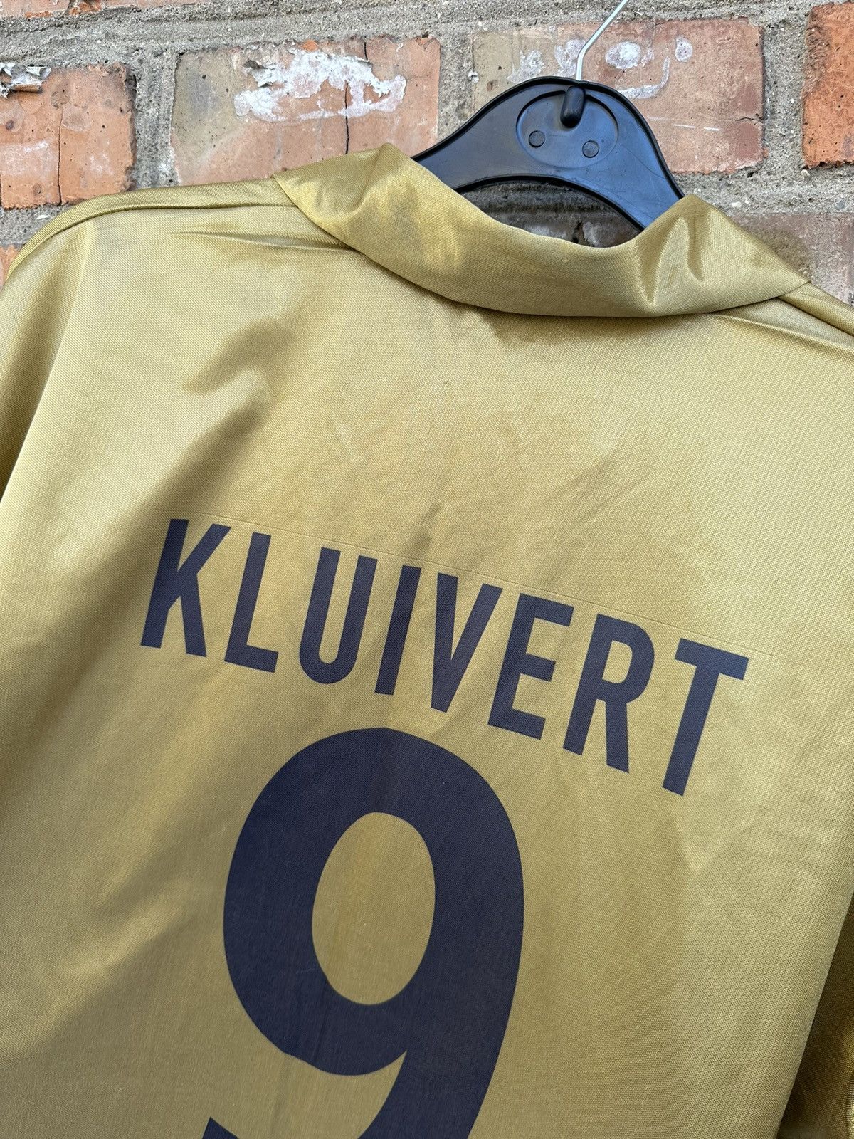 Other Barcelona jersey 2001/2002 Kluivert #9 Size US L / EU 52-54 / 3 - 10 Thumbnail